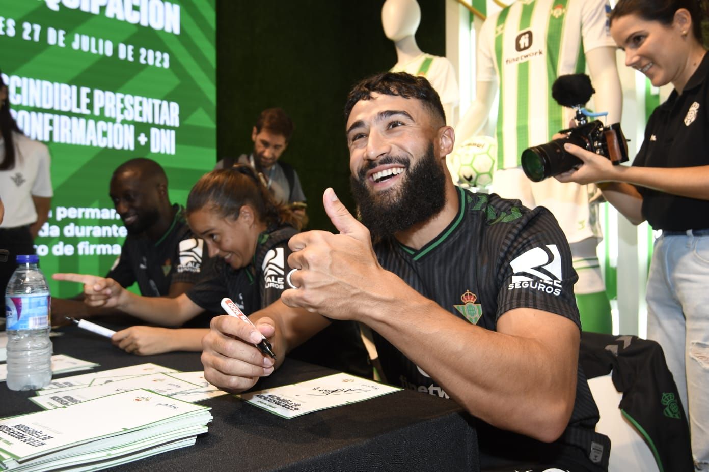 Nabil Fekir, en la presentación de la tercera equipación