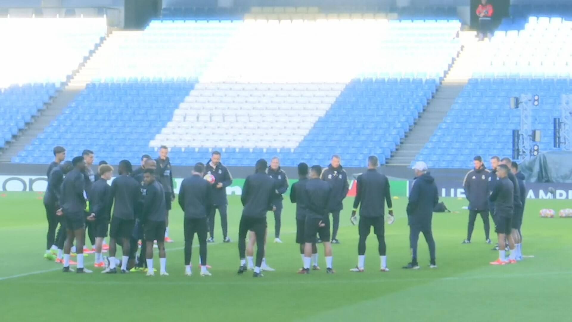 El Real Madrid entrenando en el Etihad Stadium