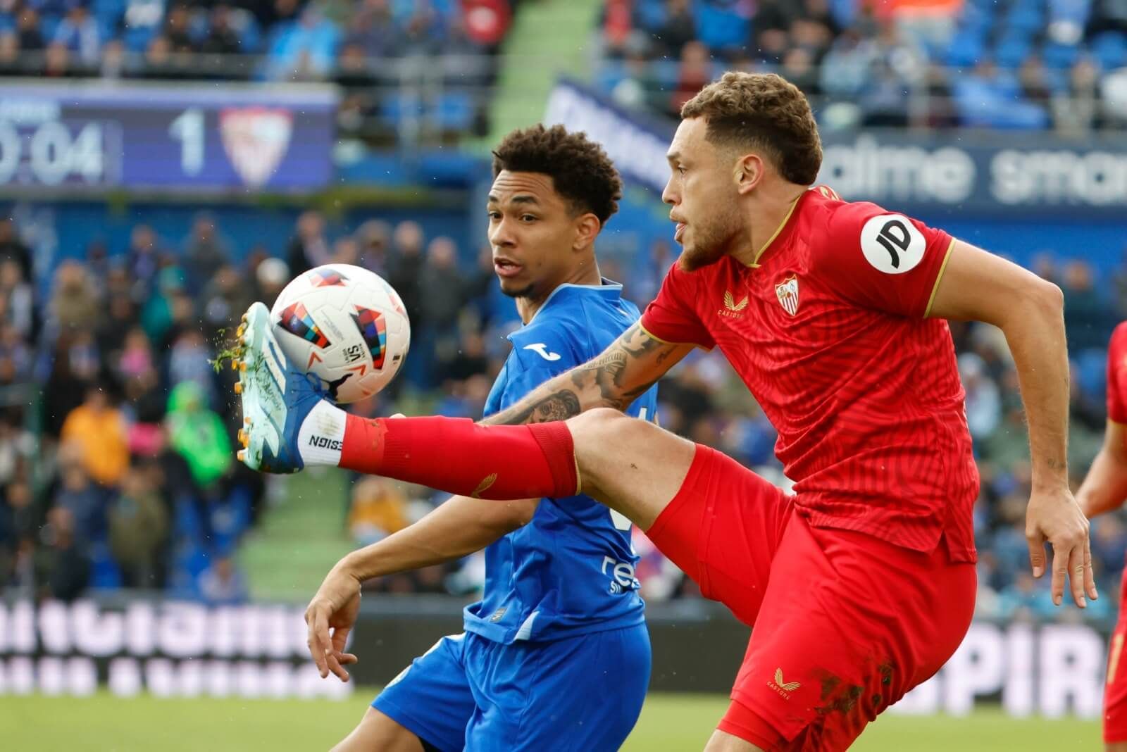  Lucas Ocampos, en una acción del partido ante el Getafe.