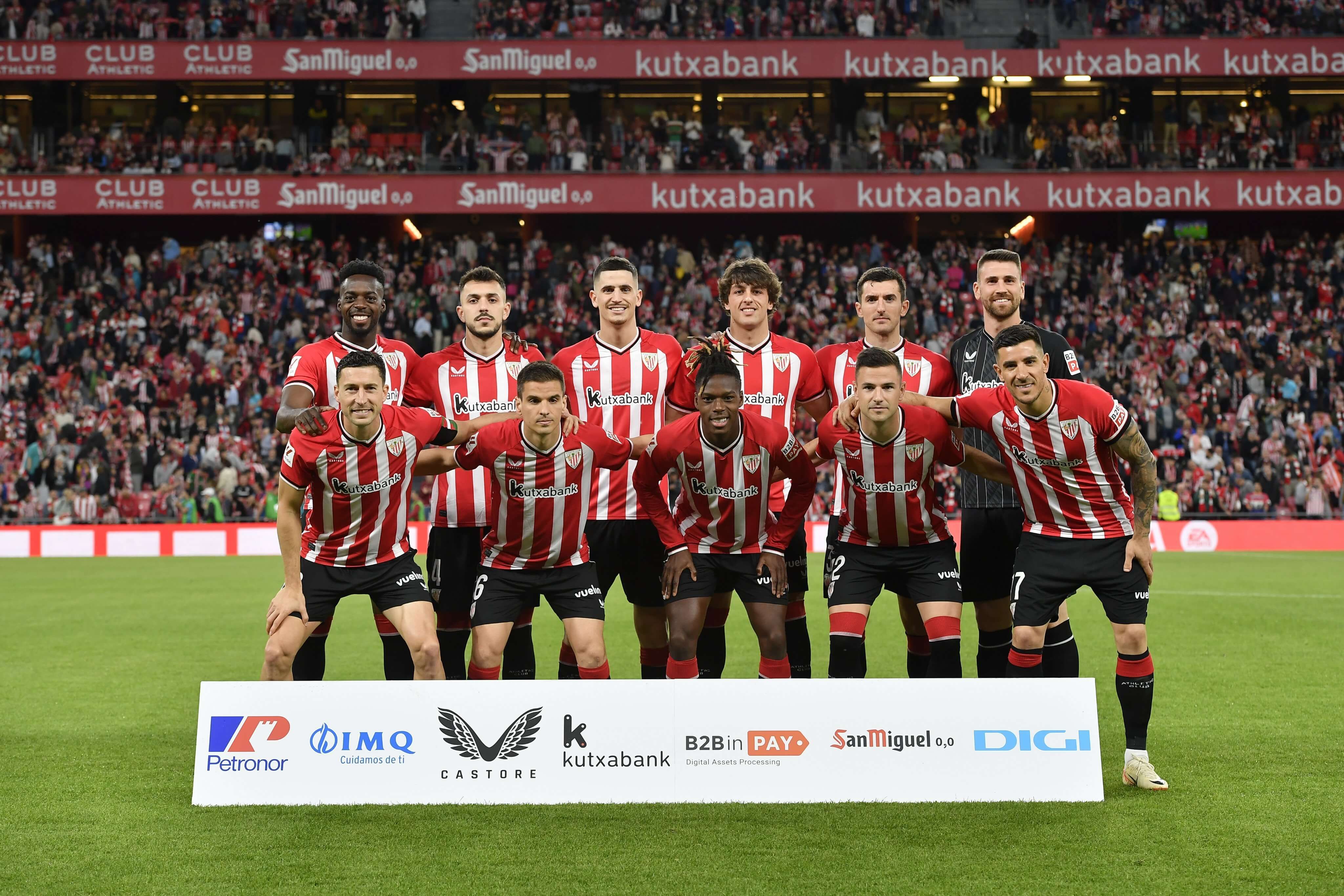  Este es el once que sacaba Ernesto Valverde ante el Granada CF en San Mamés.