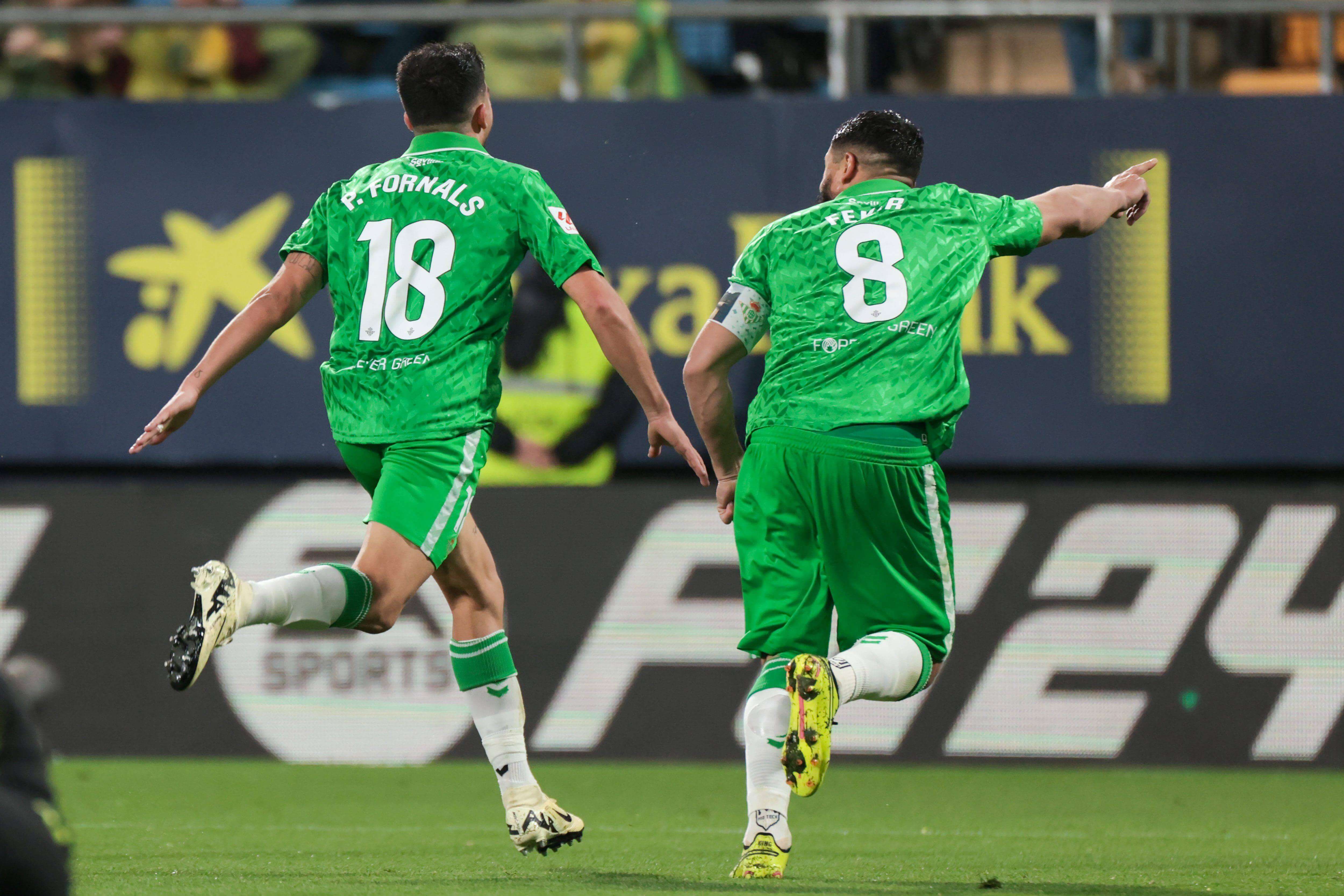 Pablo Fornals celebrando el gol ante el Cádiz. (Fuente: Cordon Press)
