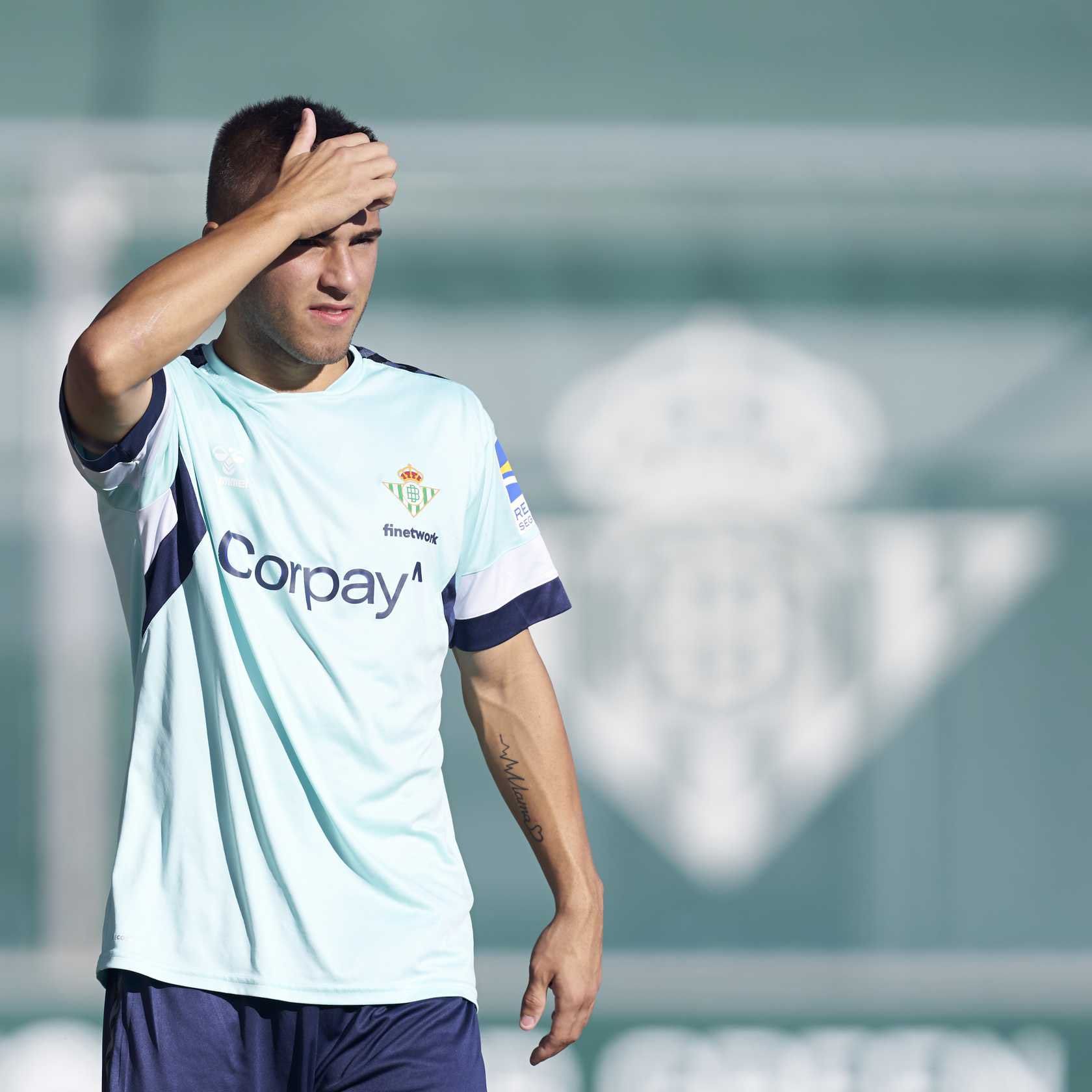 Pablo García, entrenando con el primer equipo del Betis