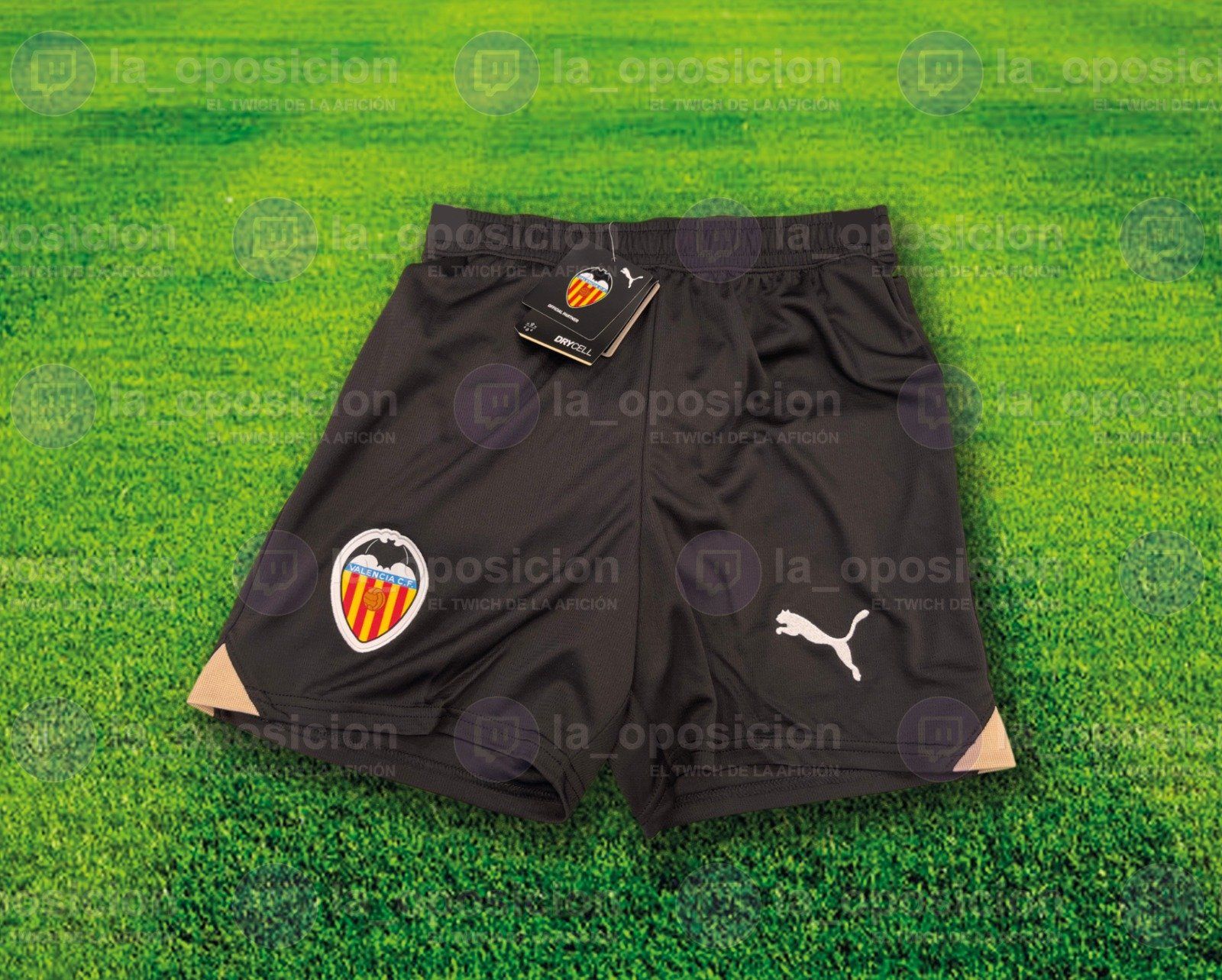  Pantalón oficial del Valencia CF