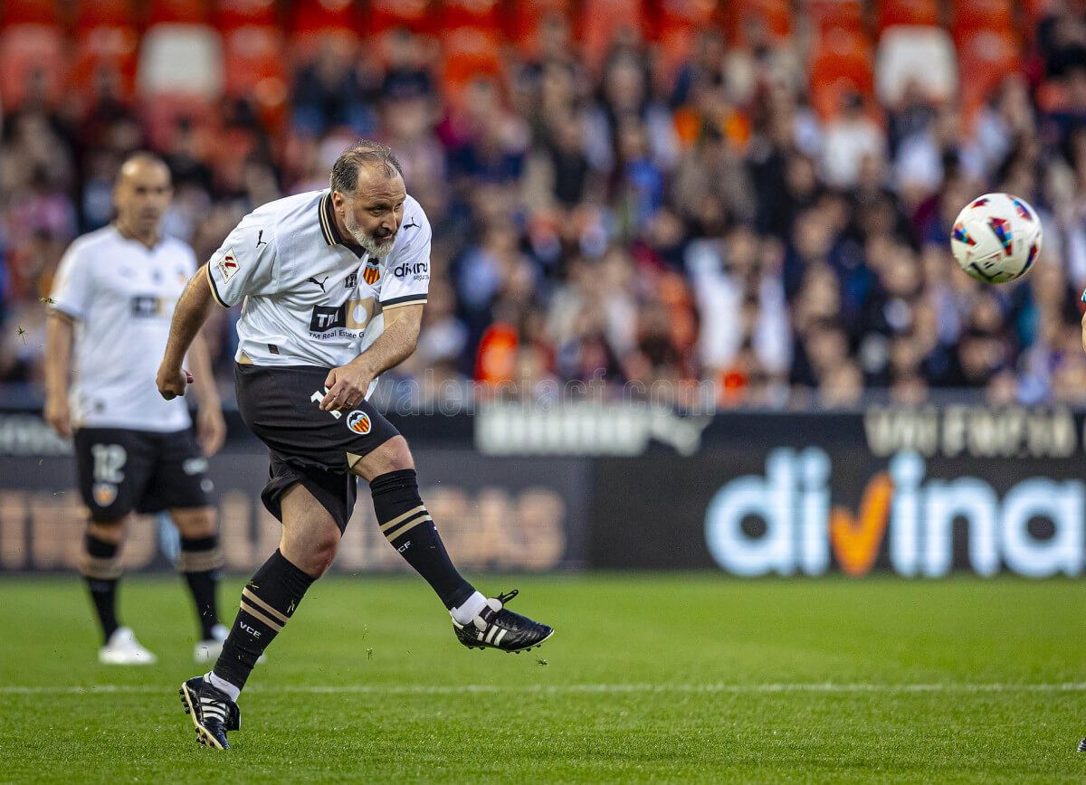 Rufete, en el partido de Leyendas del Triplete.