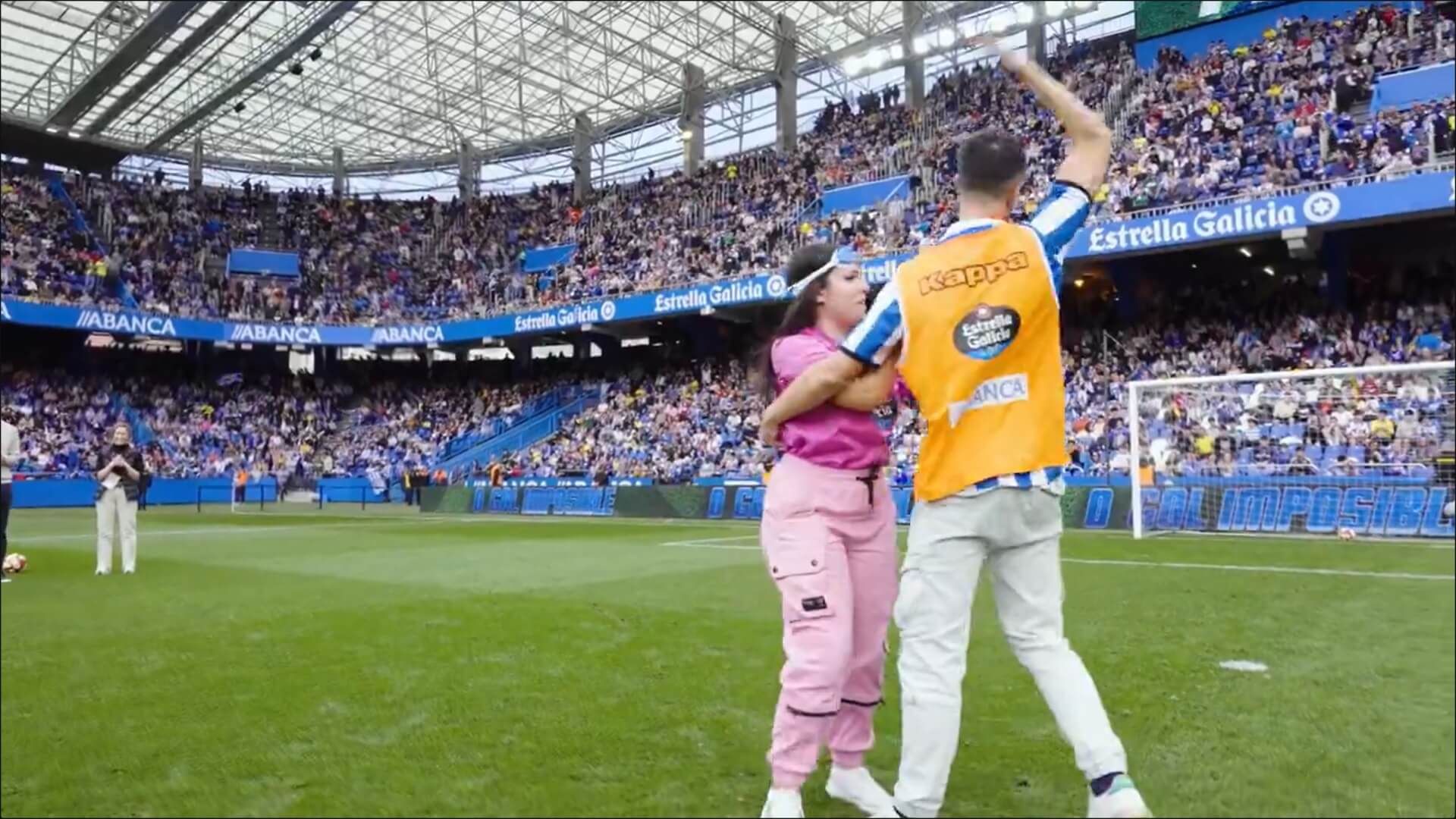  Pedida de matrimonio en Riazor.