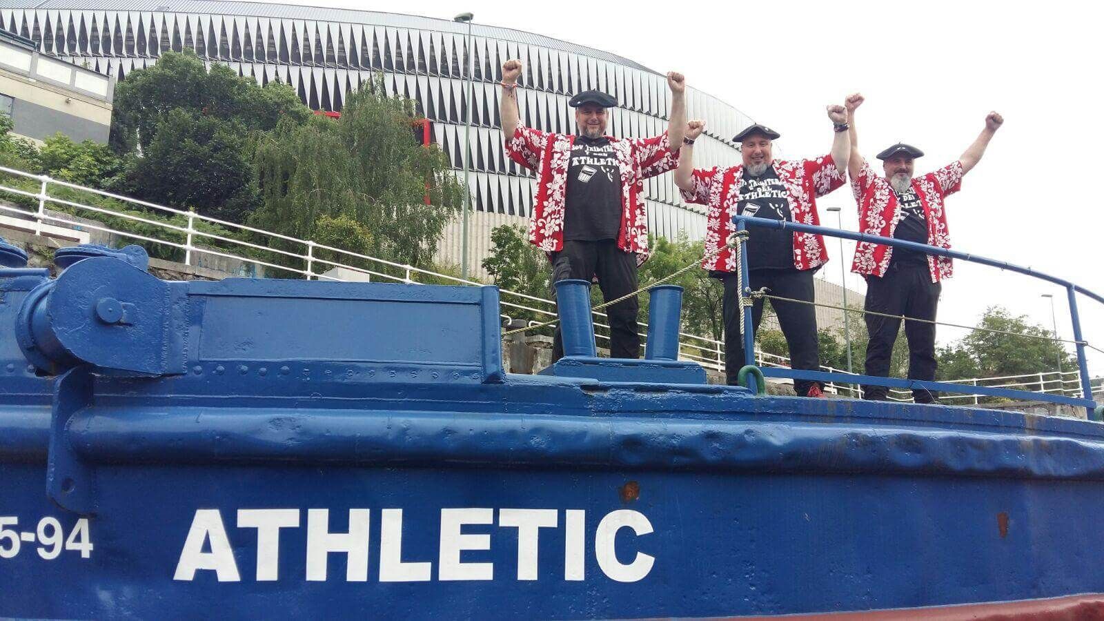 Potxolo Irulegi y sus Artaburus ante San Mamés y la Gabarra Athletic antes de la final de Copa.