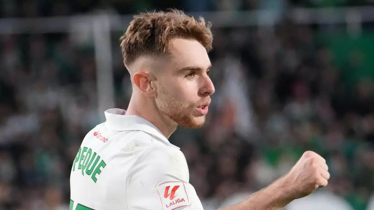 Peque, con el Racing.