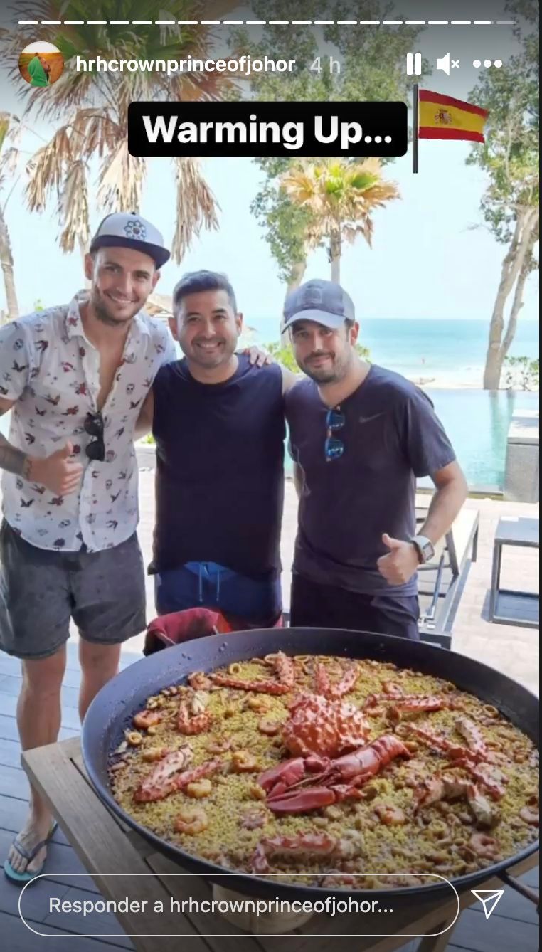  Publicaciones Príncipe de Johor