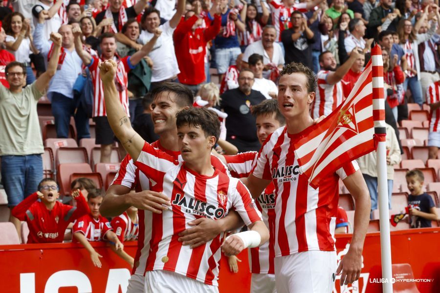 Queipo celebra su gol al Burgos (Foto: LaLiga). Queipo celebra su gol al Burgos (Foto: LaLiga).