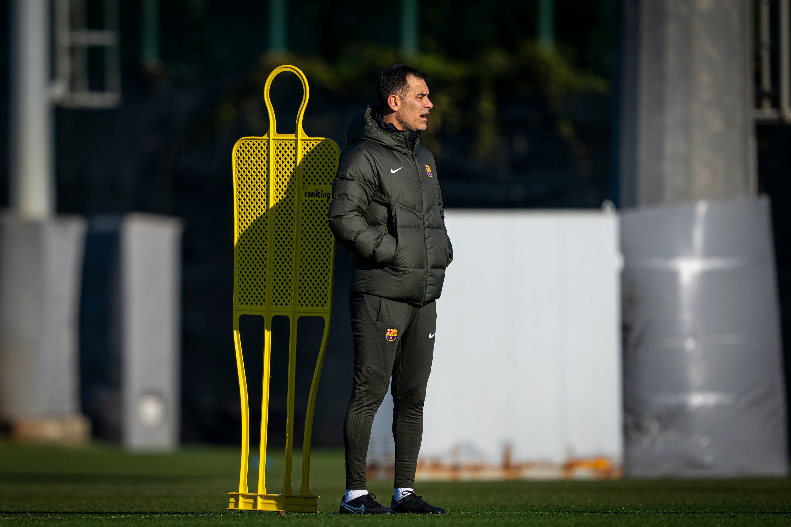  Rafa Márquez dirige un entrenamiento del Barça Atlétic.