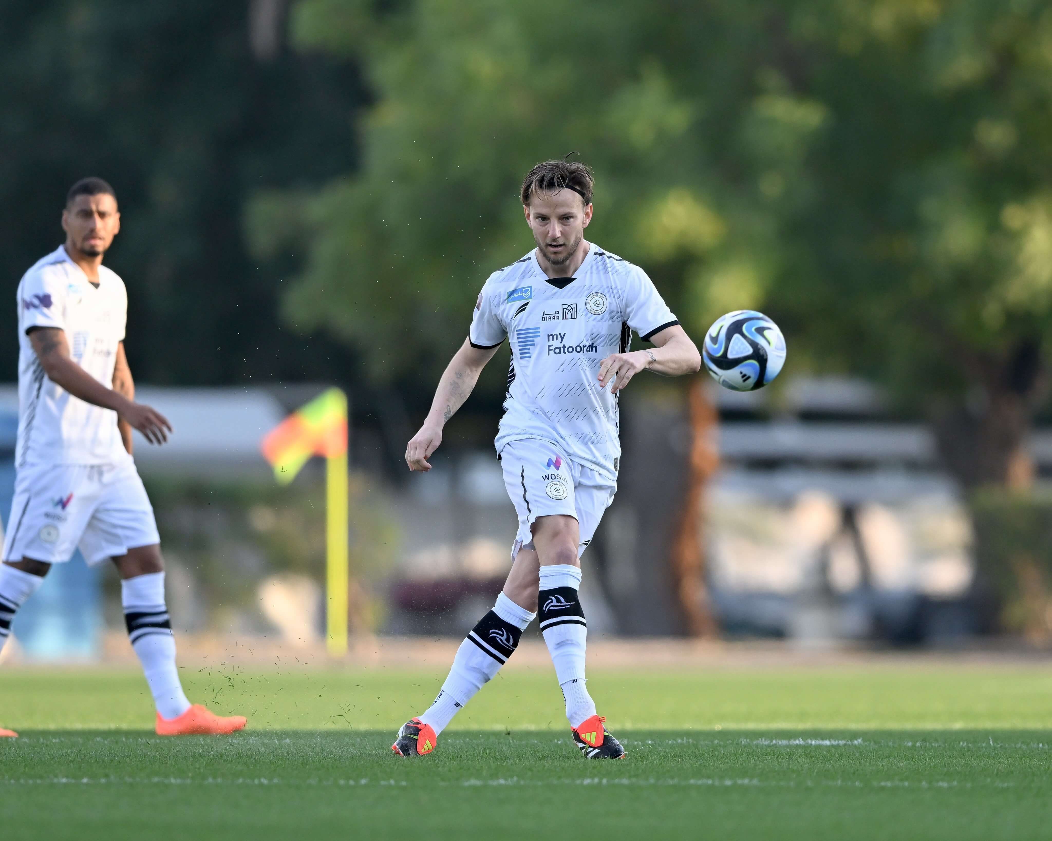 Rakitic, en su debut con el Al-Shabab.