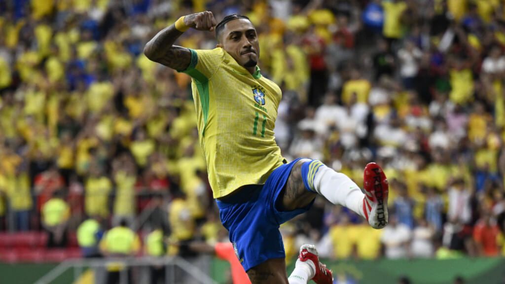  Raphinha celebrando un gol con la selección brasileña (Fuente: Cordon Press)