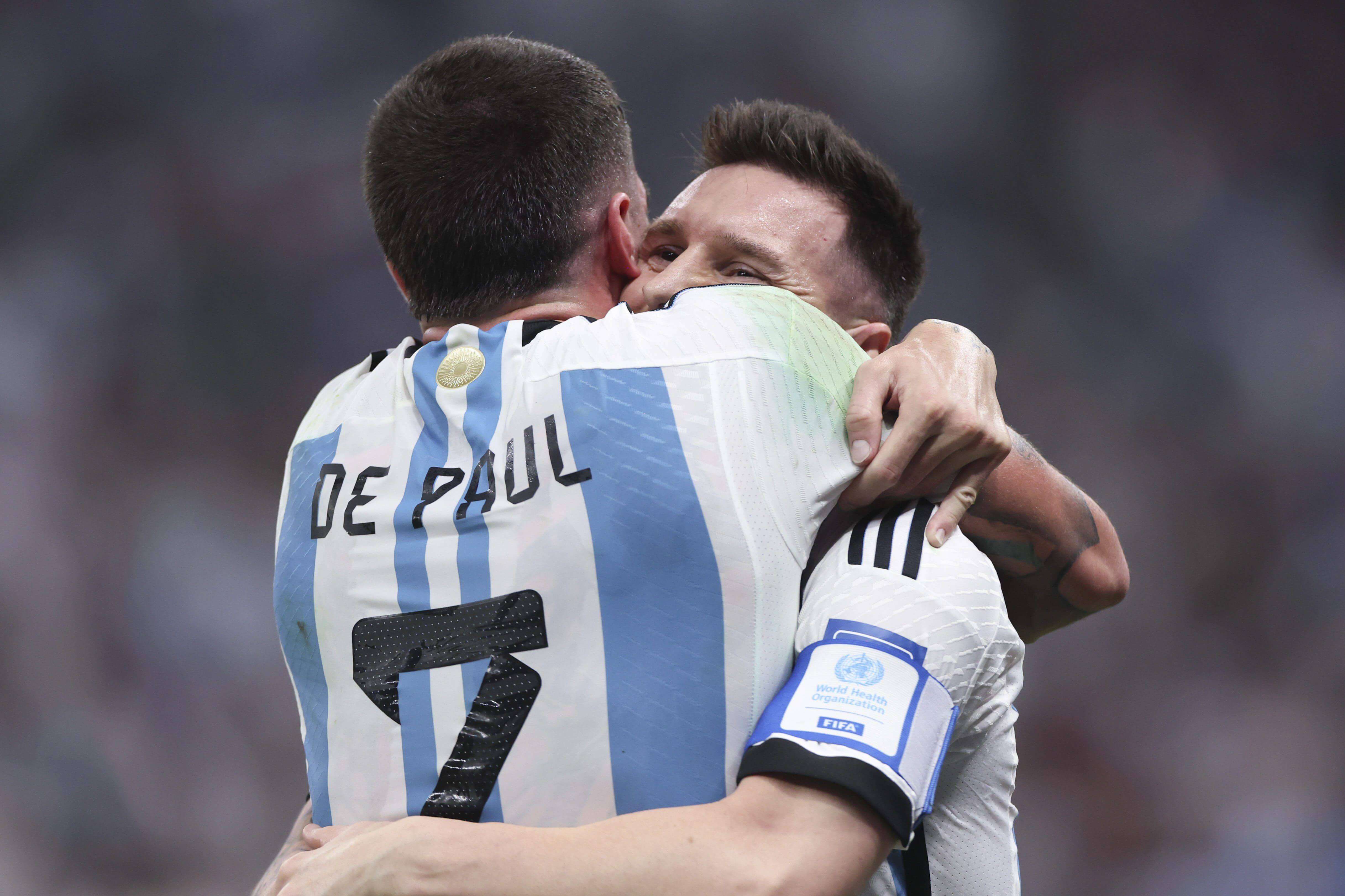  Rodrigo De Paul y Leo Messi en la final del Mundial de Qatar 2022
