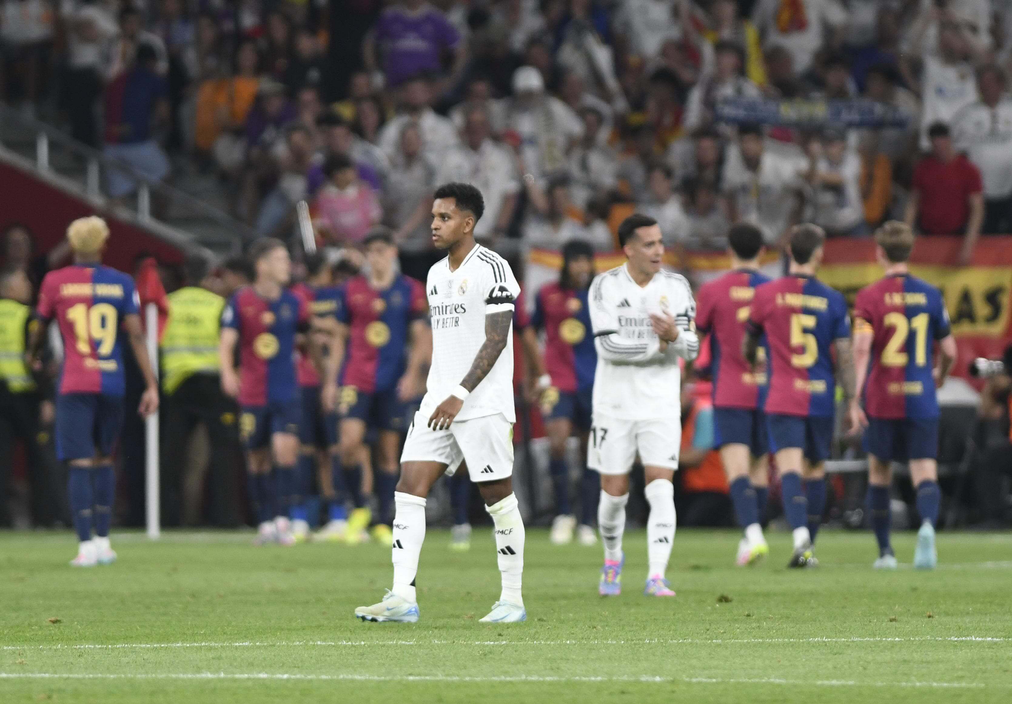  Rodrygo se lamenta en la final de Copa del Rey.