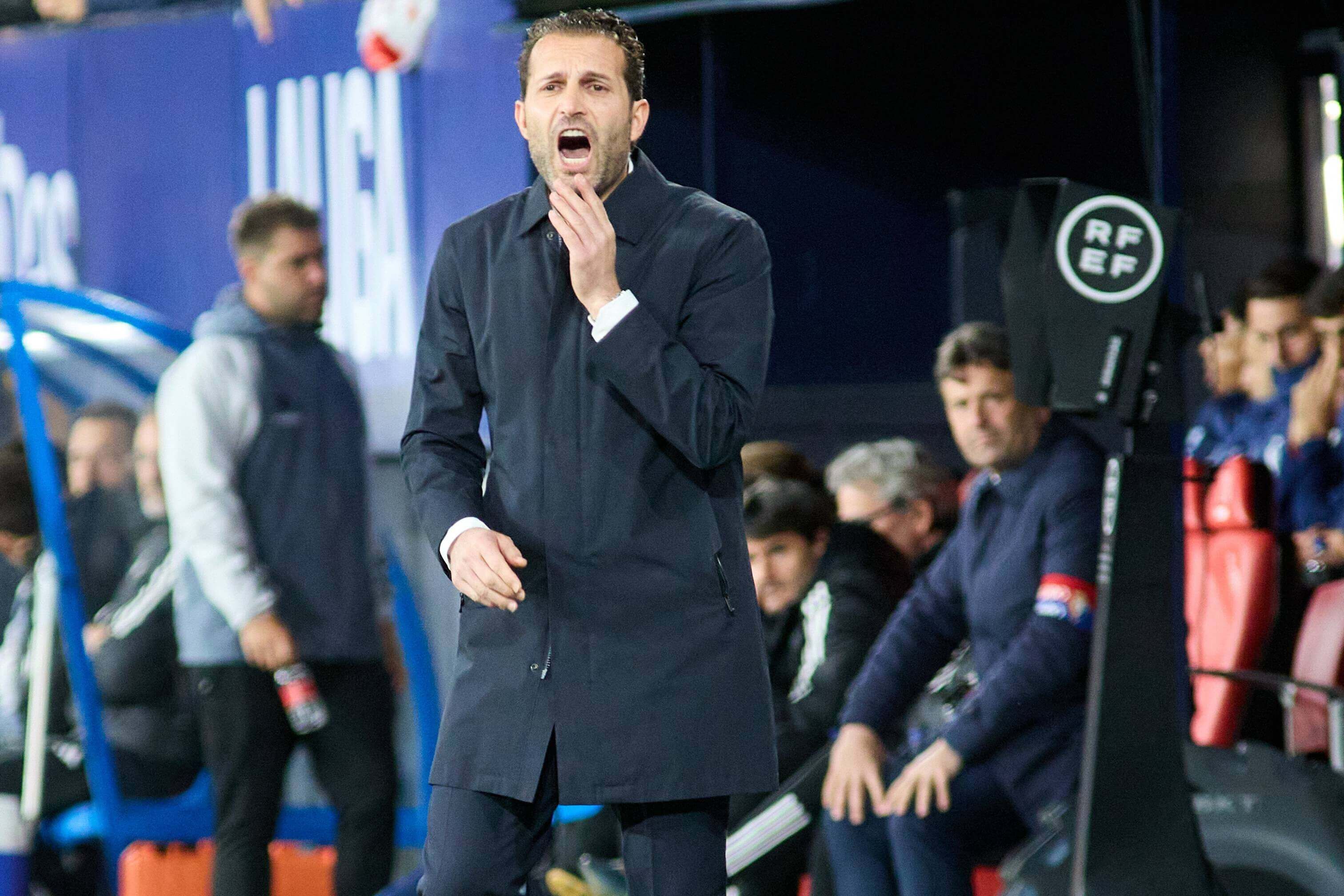  Rubén Baraja, ante el CA Osasuna.