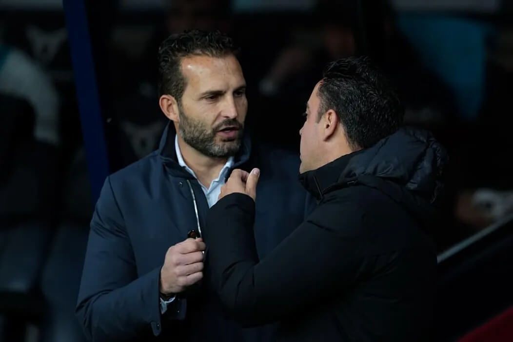  Rubén Baraja, ante el FC Barcelona.