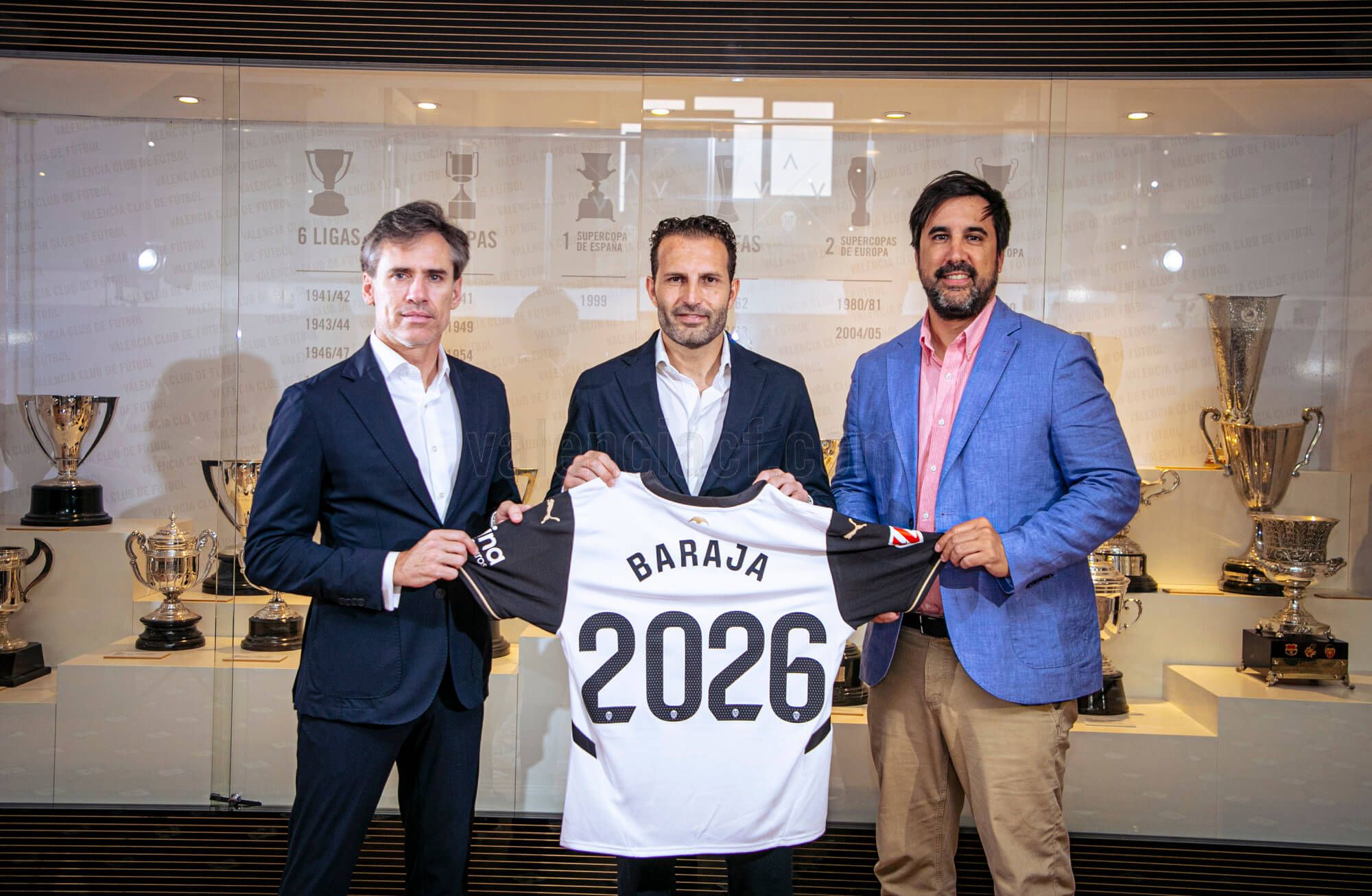 Rubén Baraja renueva hasta 2026