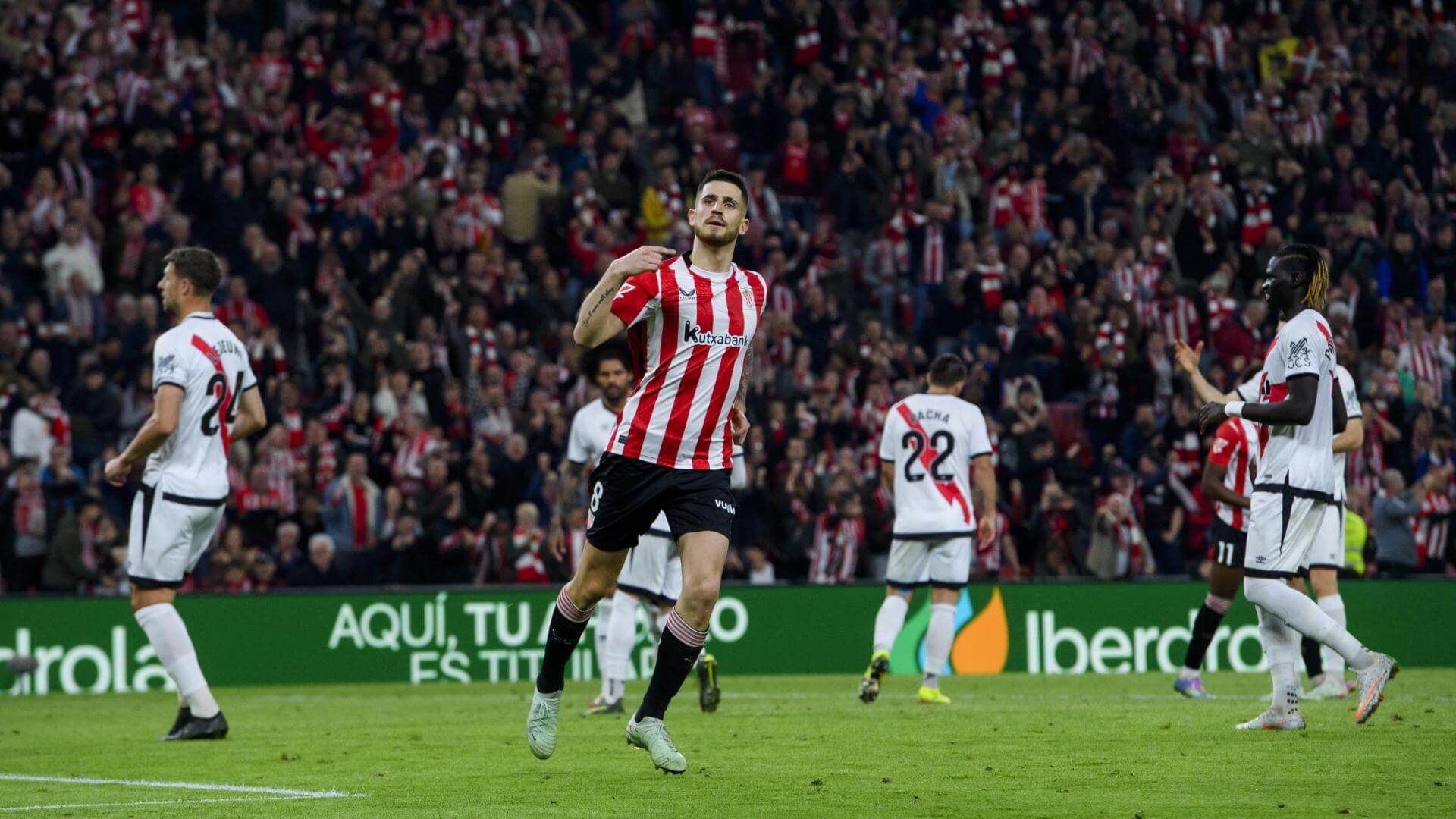  Doblete de Oihan Sancet ante el Rayo en San Mamés.