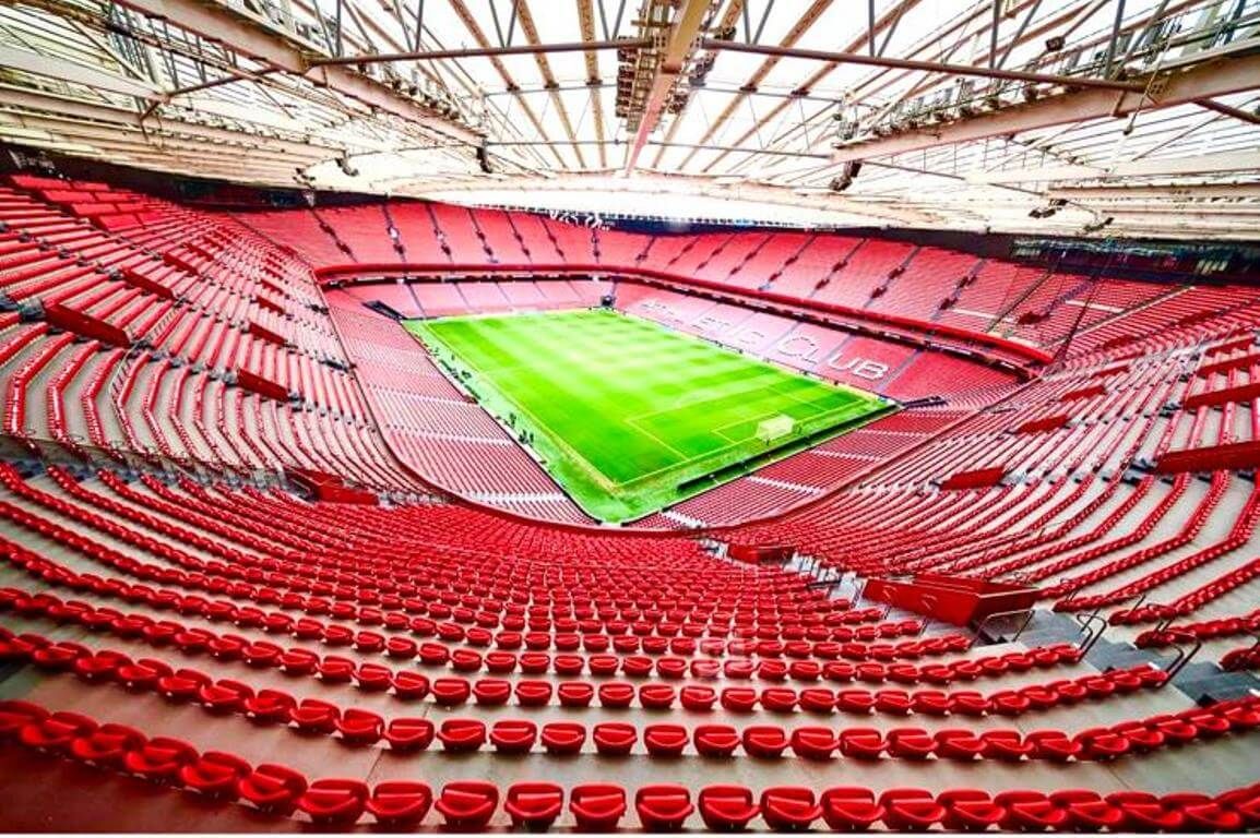  Panorámica interna del estadio de San Mamés, en Bilbao.