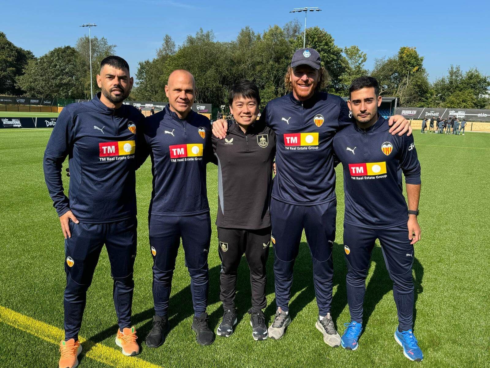  Sean Bai acogió en Burnley a un equipo del Valencia CF en septiembre