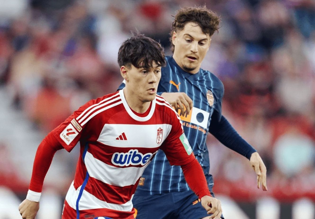  Sergi Canós, ante el Granada CF.