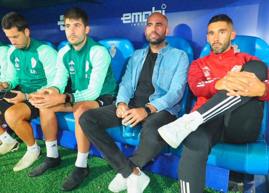  Claudio Giráldez y su cuerpo técnico.