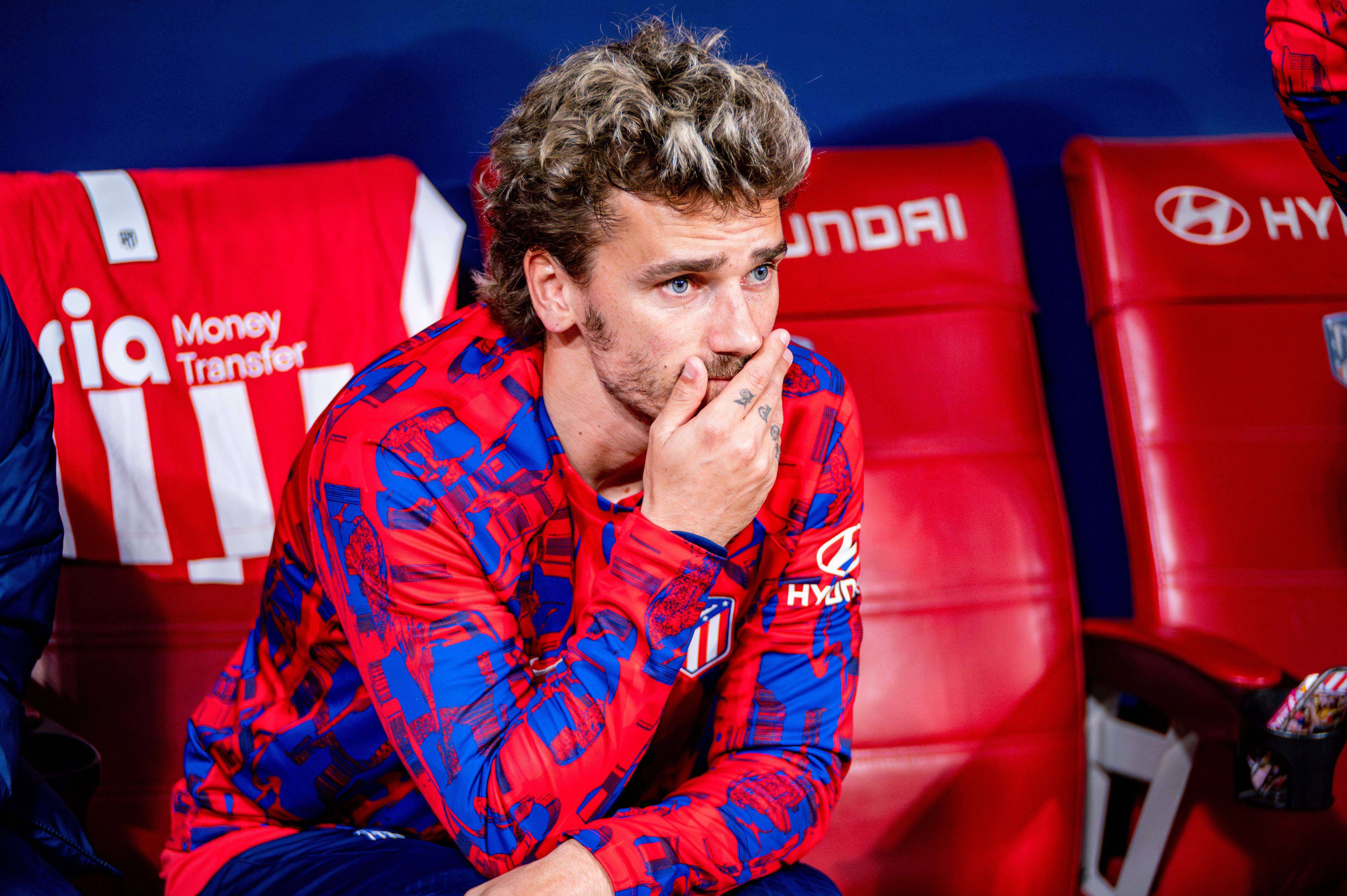  Griezmann, en el banquillo del Atlético de Madrid (FOTO: Cordón Press).