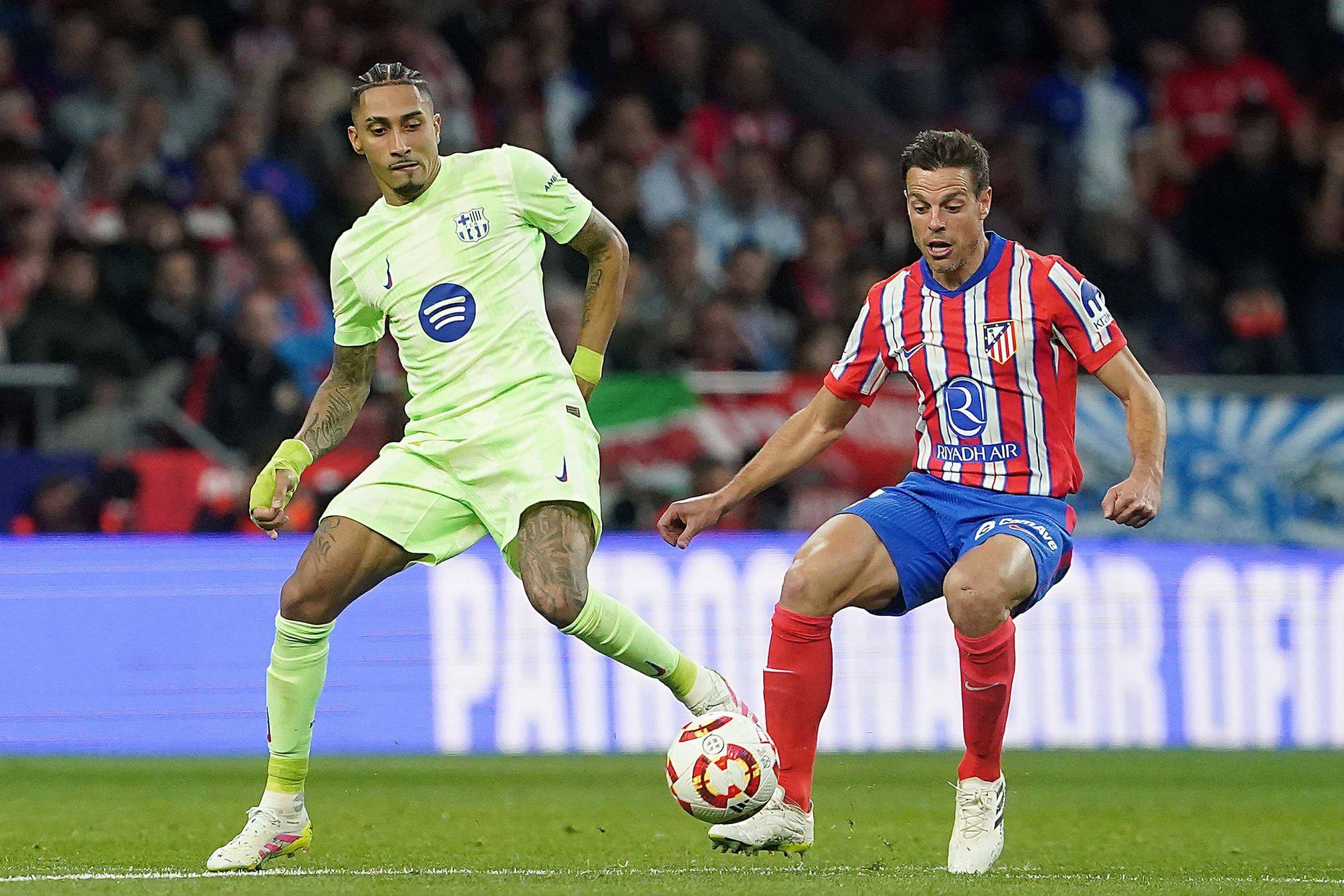 Azpilicueta segundos antes de su entrada a Raphinha (Cordon Press)