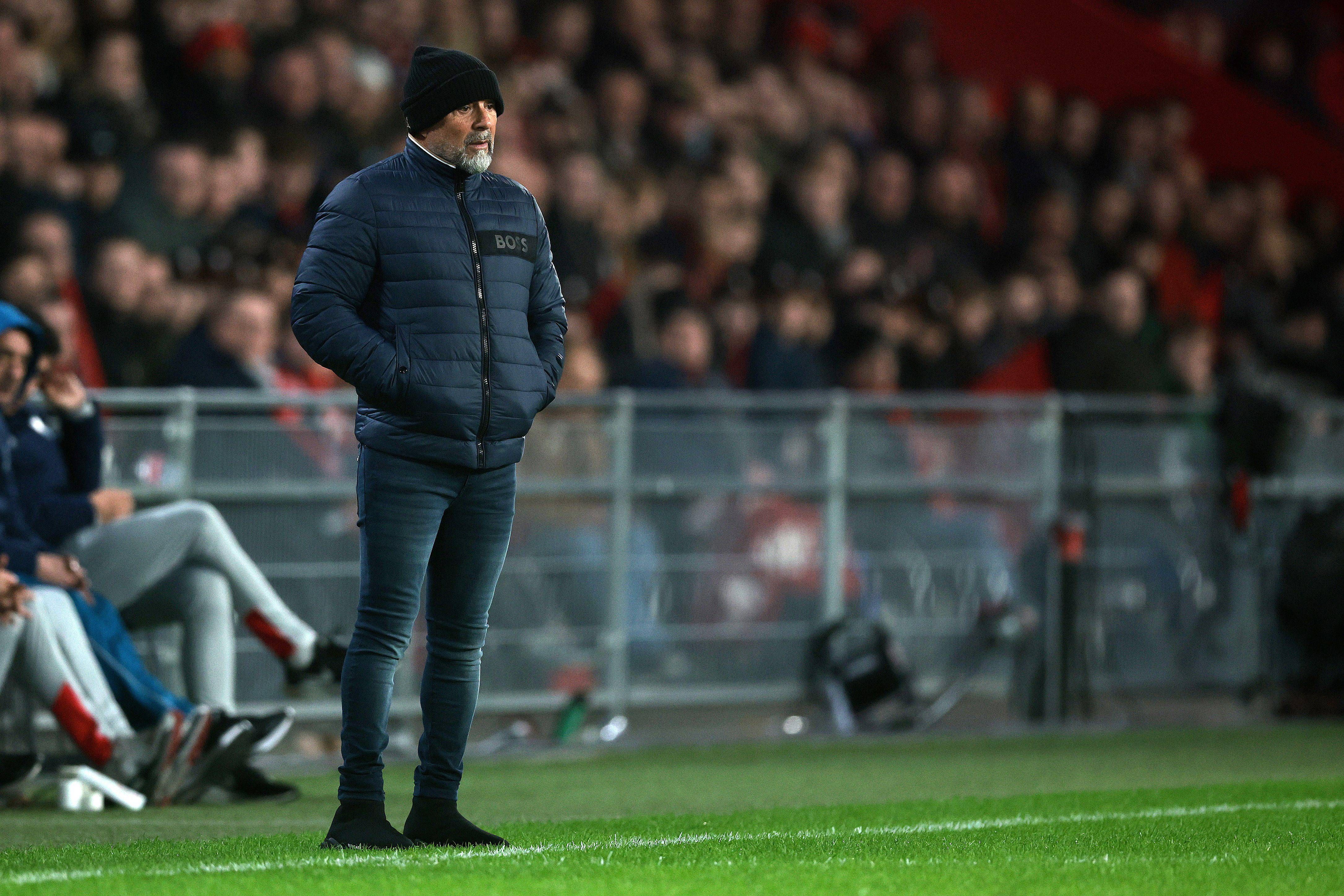  Sampaoli, ante el PSV.