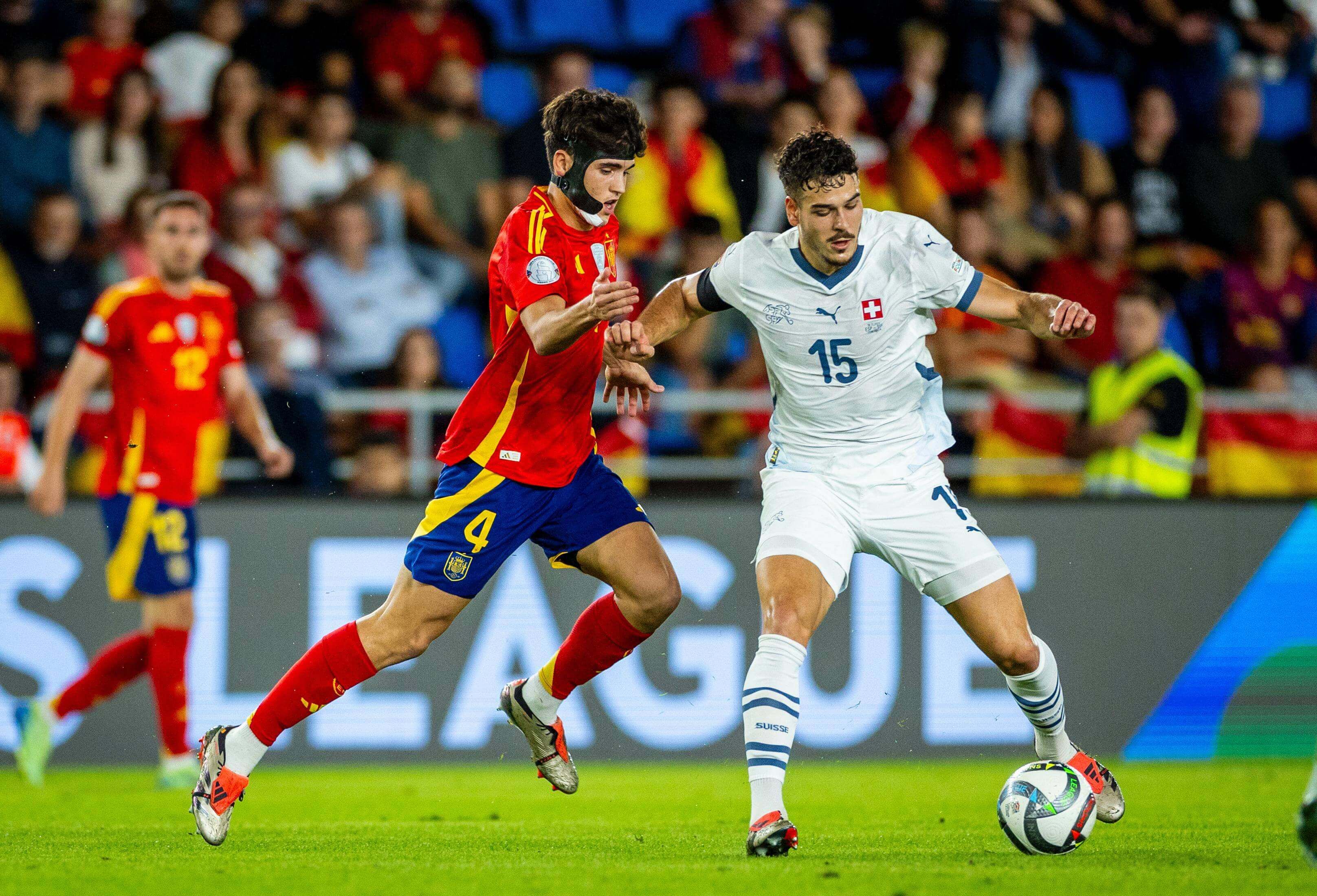  Pau Cubarsí, una de las notas positivas de España ante Suiza.