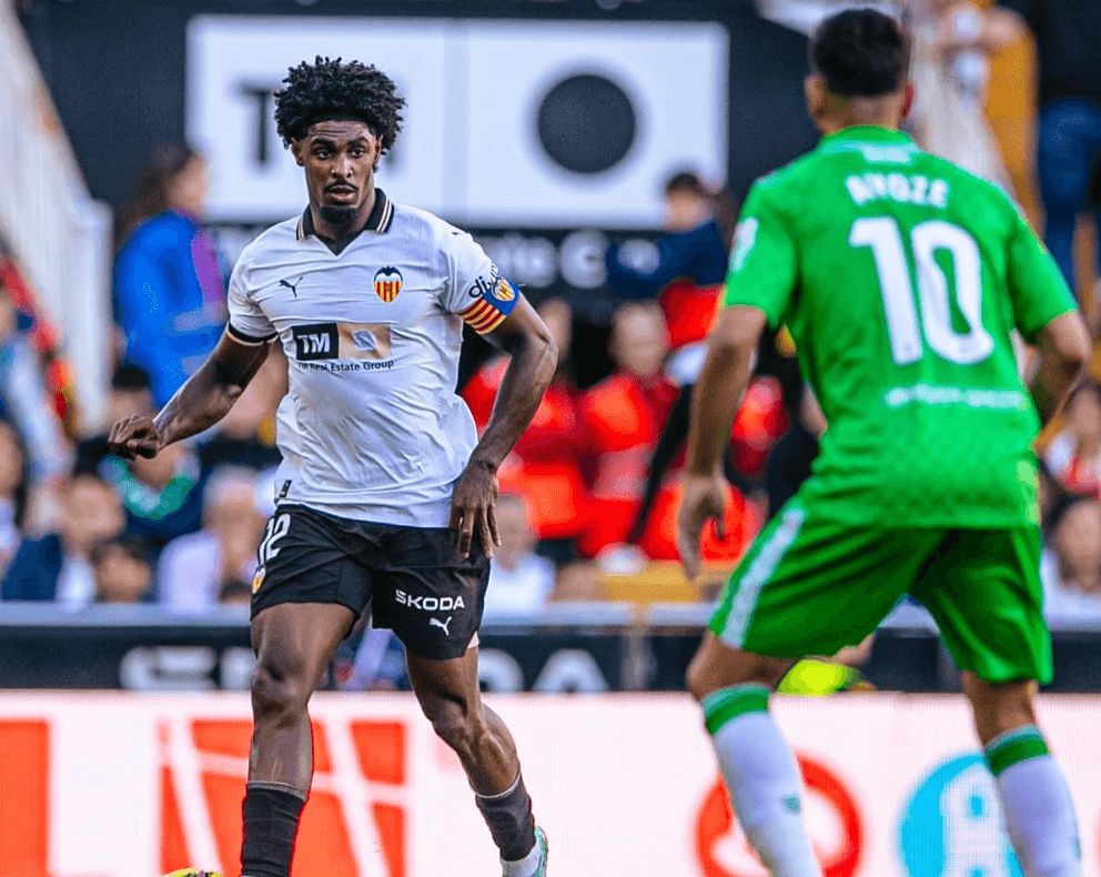 Thierry fue capitán ante el Real Betis