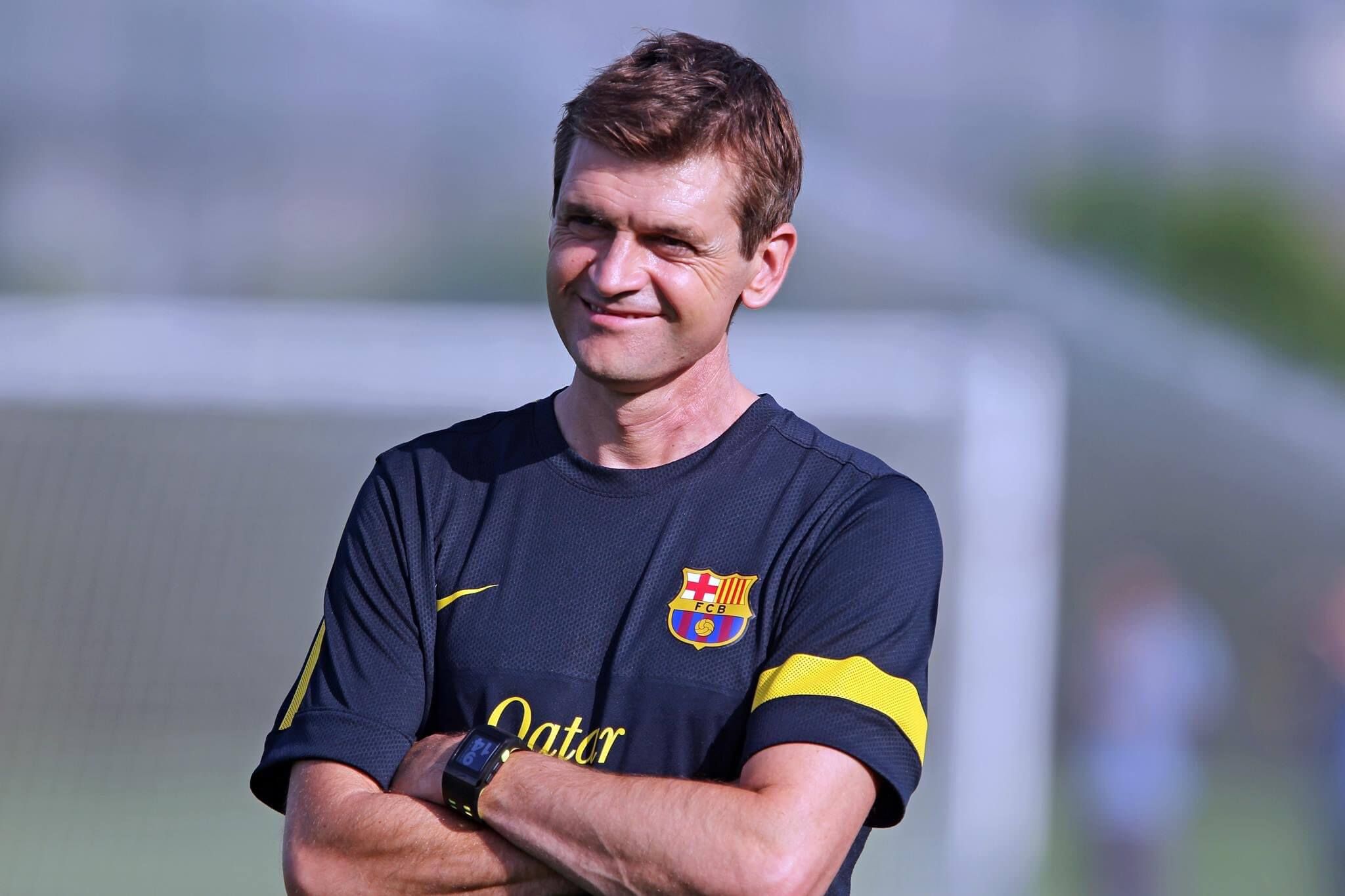  Tito Vilanova sonríe durante un entrenamiento del Barça.