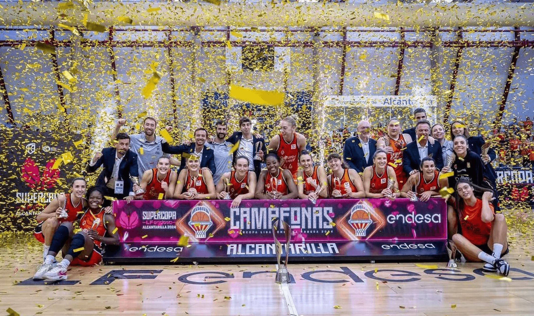  Un histórico Valencia Basket revalida el título de Supercopa LF Endesa (84-60)