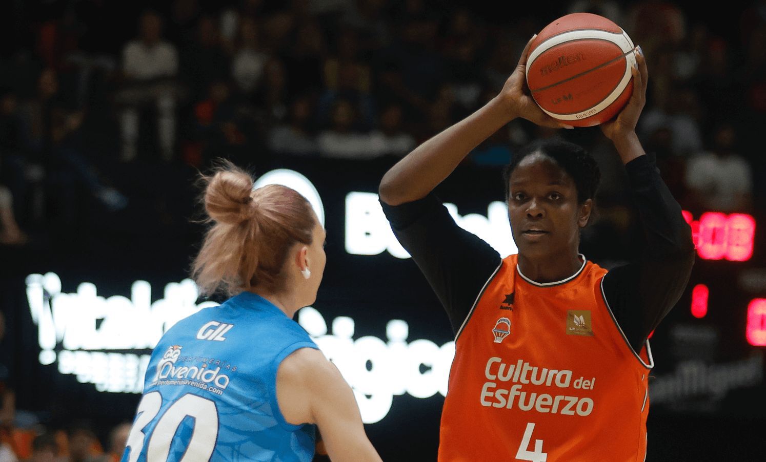 Valencia Basket cae ante Perfumerías Avenida tras la Copa