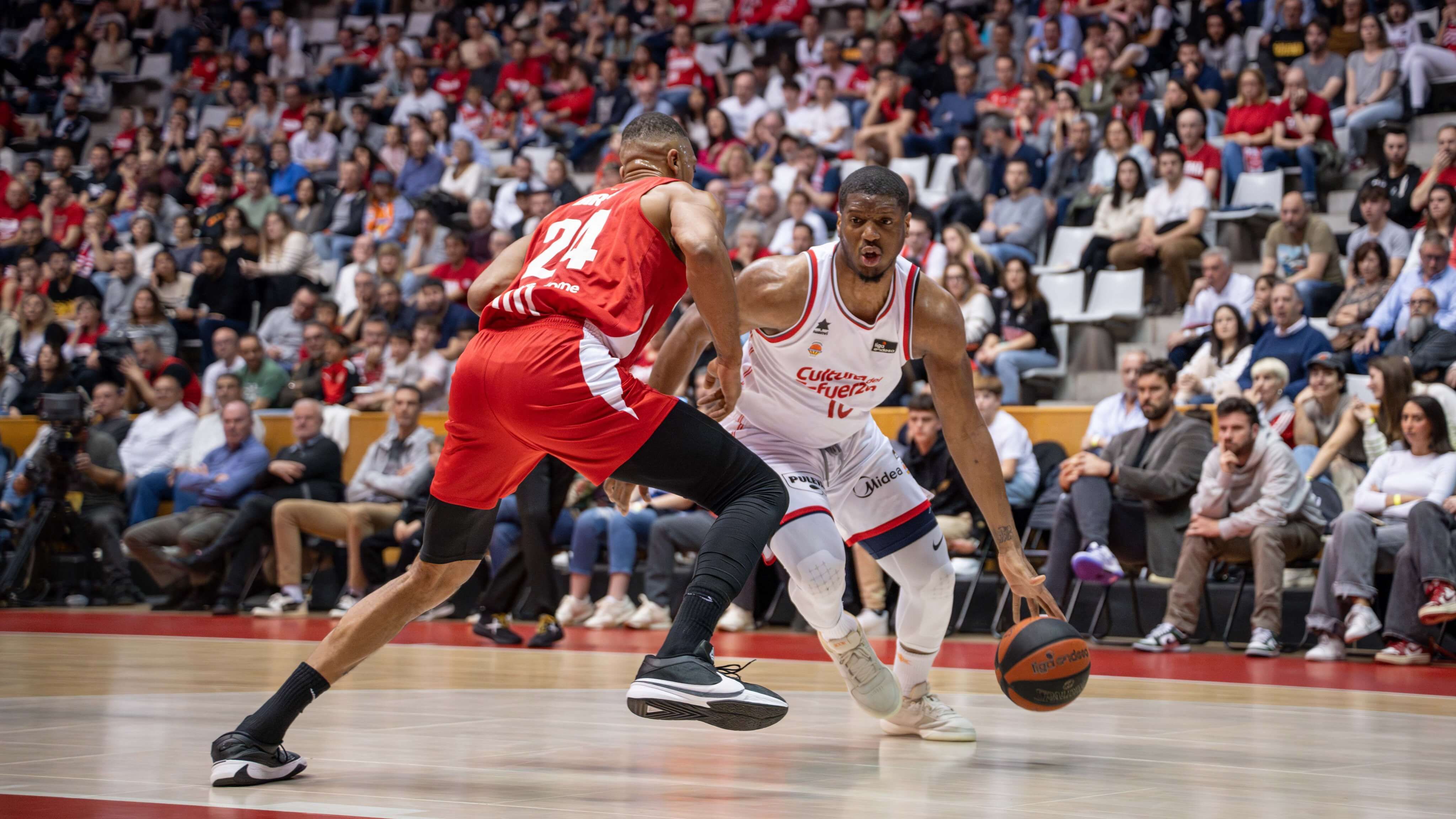 Valencia Basket cae en la pista del Bàsquet Girona (92-88)