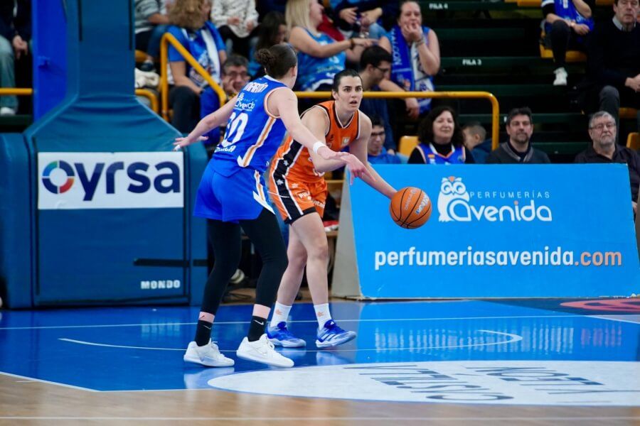 Valencia Basket cae en una dura batalla en Salamanca (76-73)