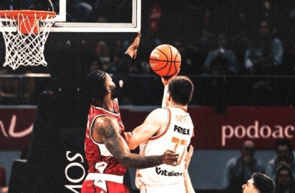  Valencia Basket gana en Zaragoza