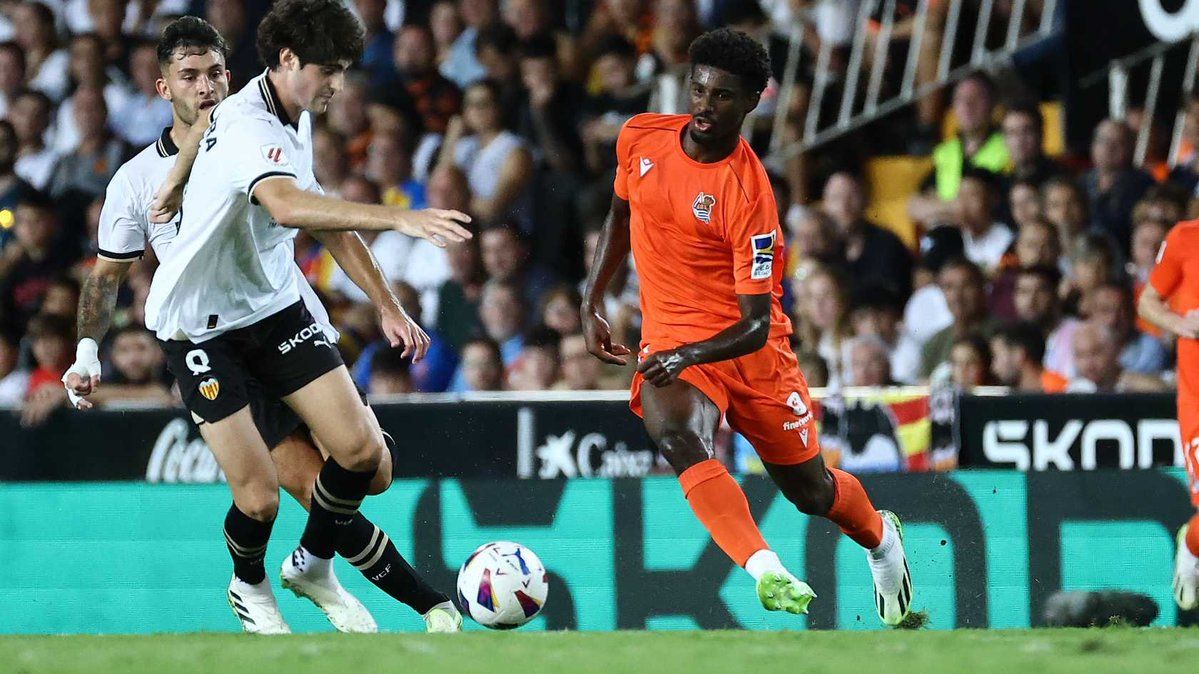 El partido de ida entre el Valencia CF y la Real Sociedad.