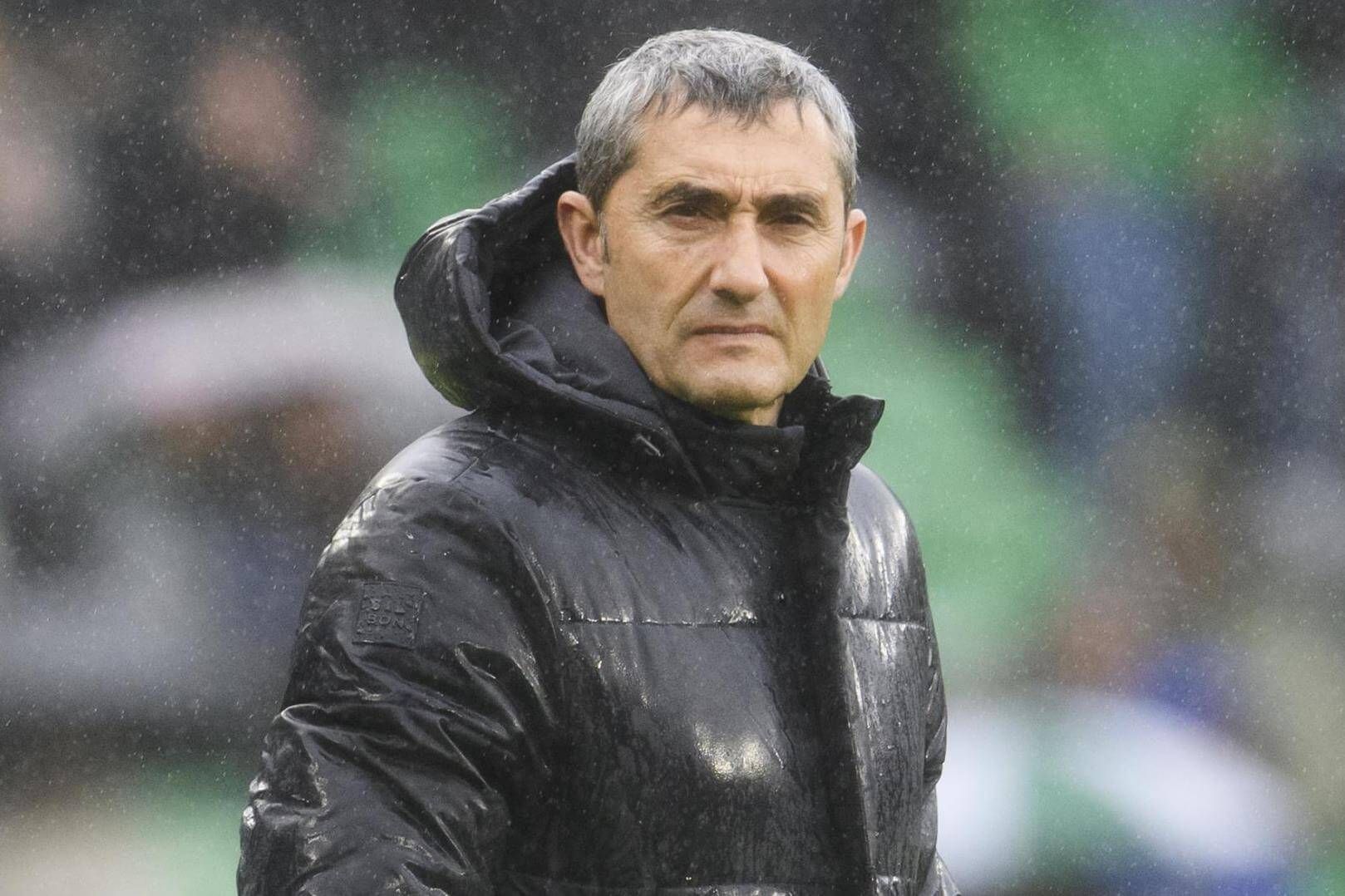 Valverde empapado ante el Betis en el Villamarín.