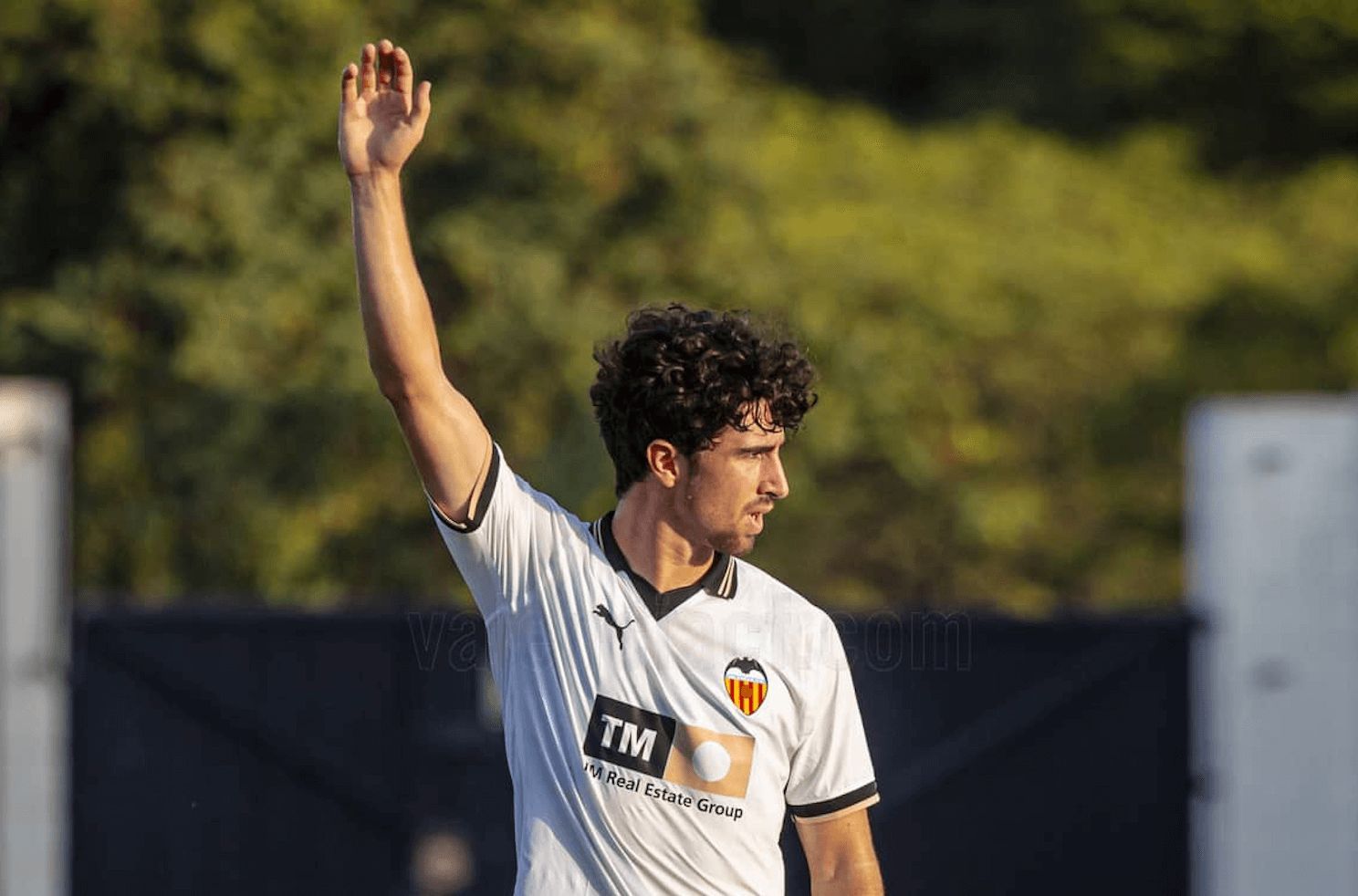  Hugo González comanda al VCF Mestalla