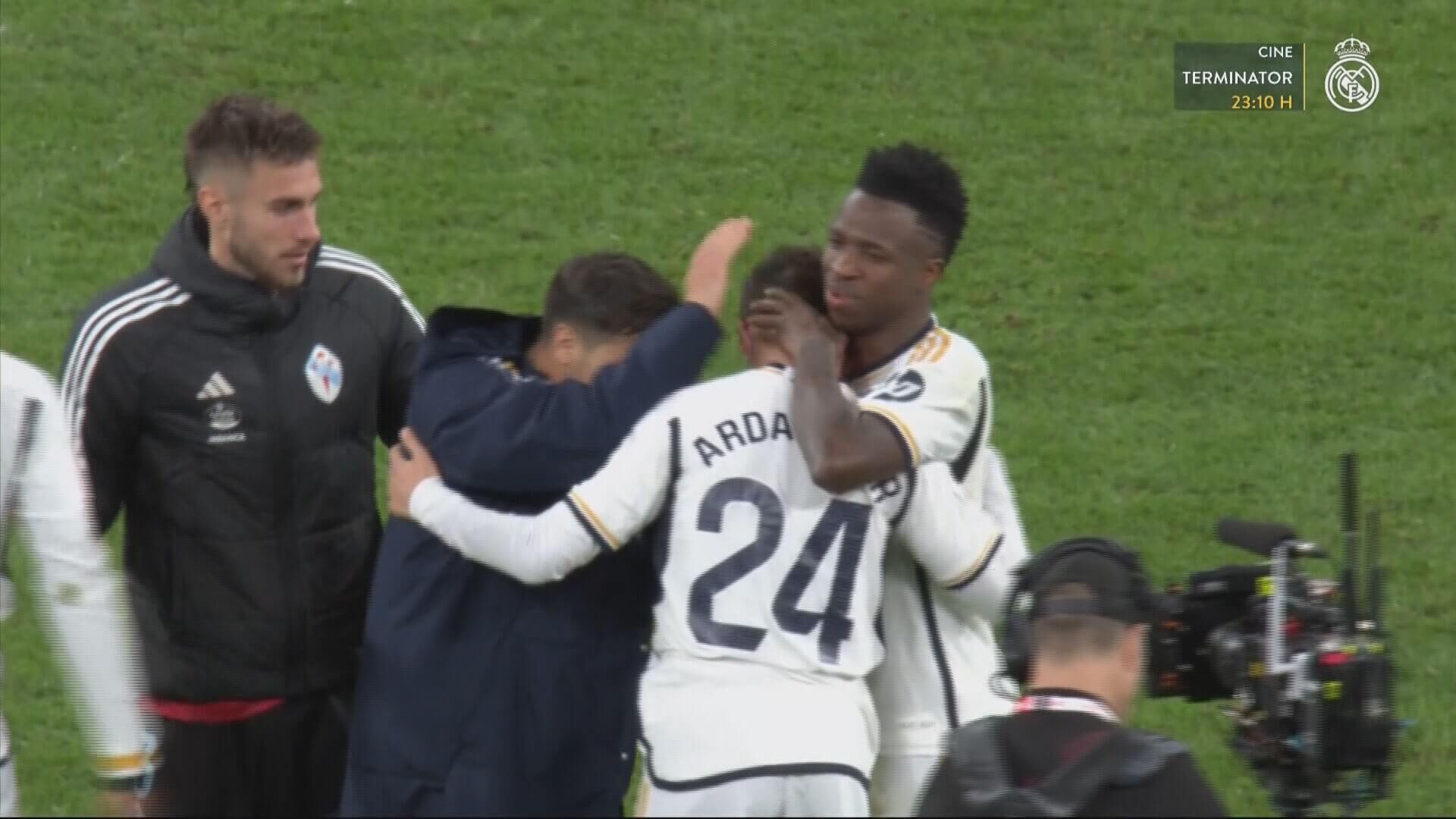  Vinicius y Brahim se funden en un abrazo con Arda Güler