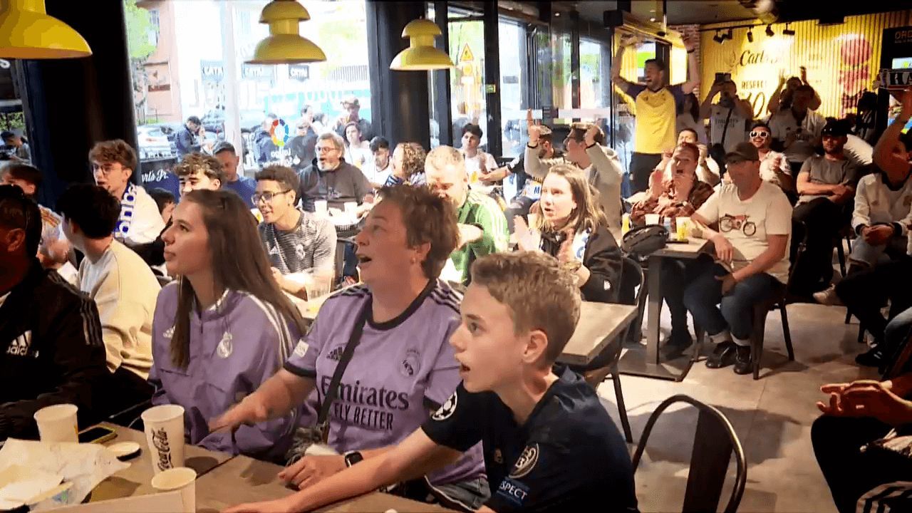  Aficionados del Real Madrid viendo el Girona - Barcelona (ElDesmarque)