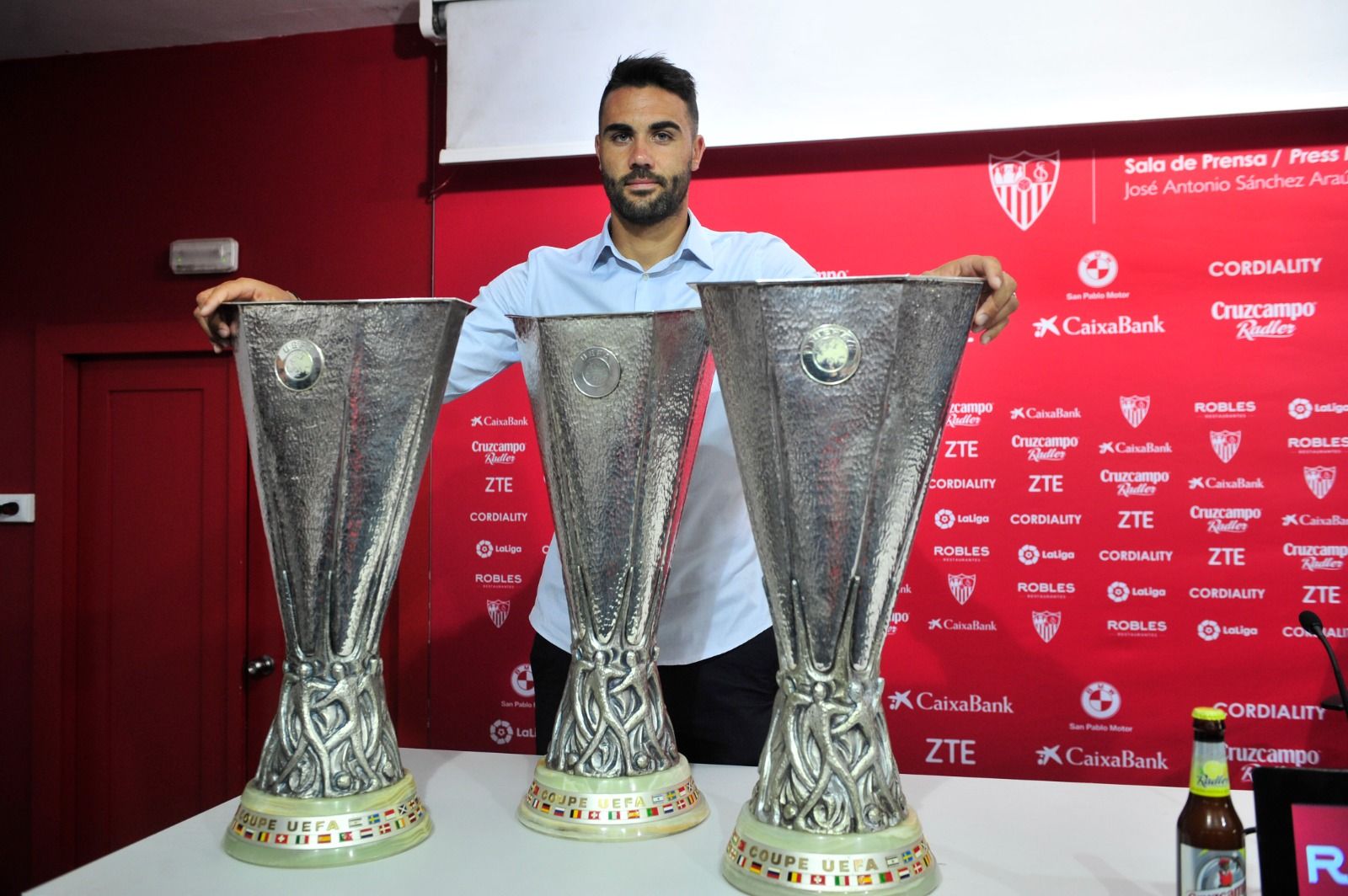 Iborra, en su despedida del Sevilla.