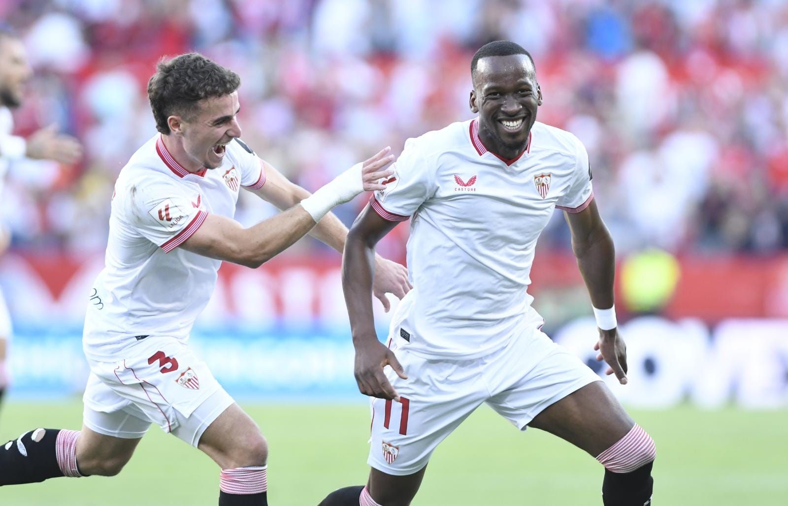 Lukebakio, celebrando su gol ante el Almería.