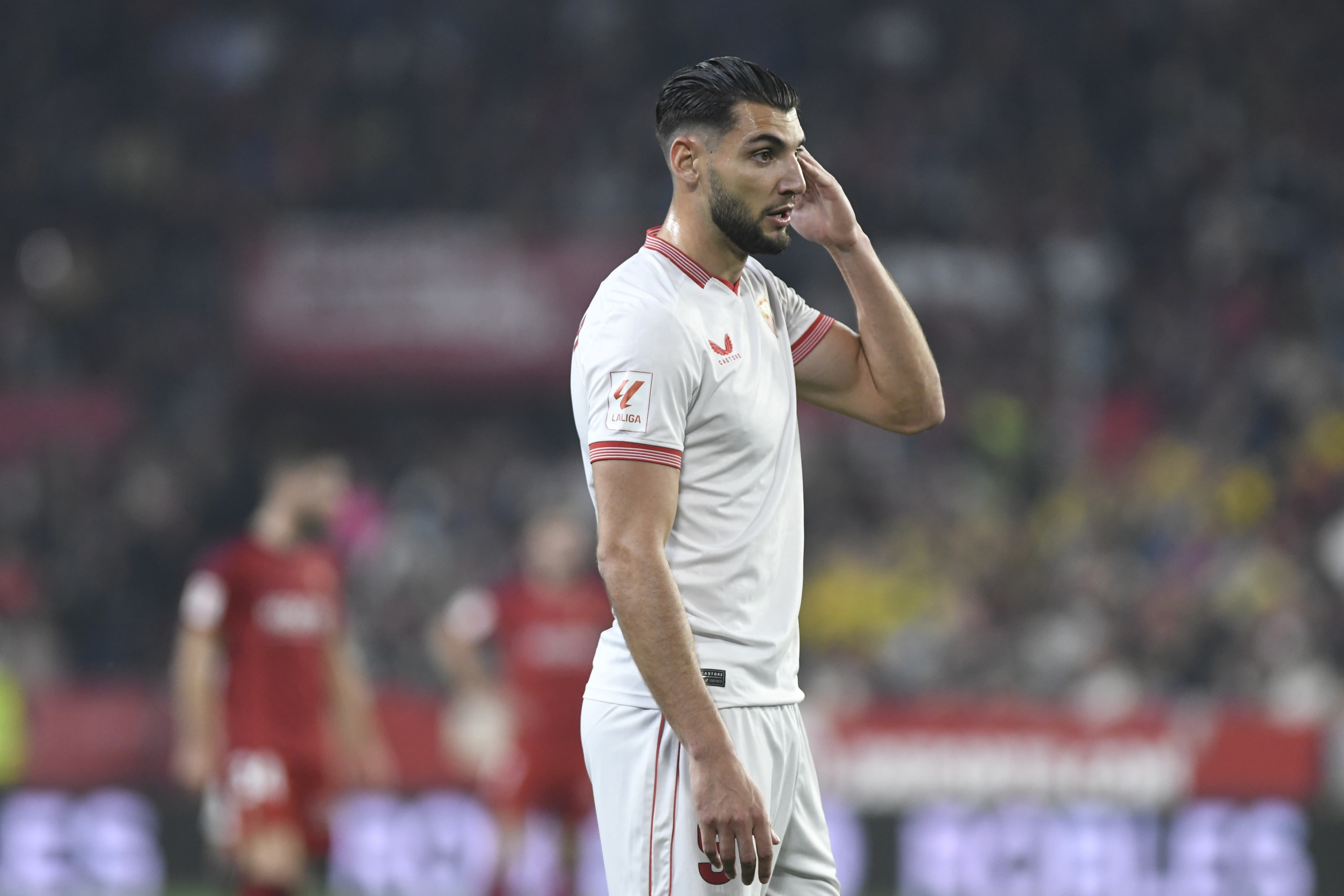  Rafa Mir, ante Osasuna.