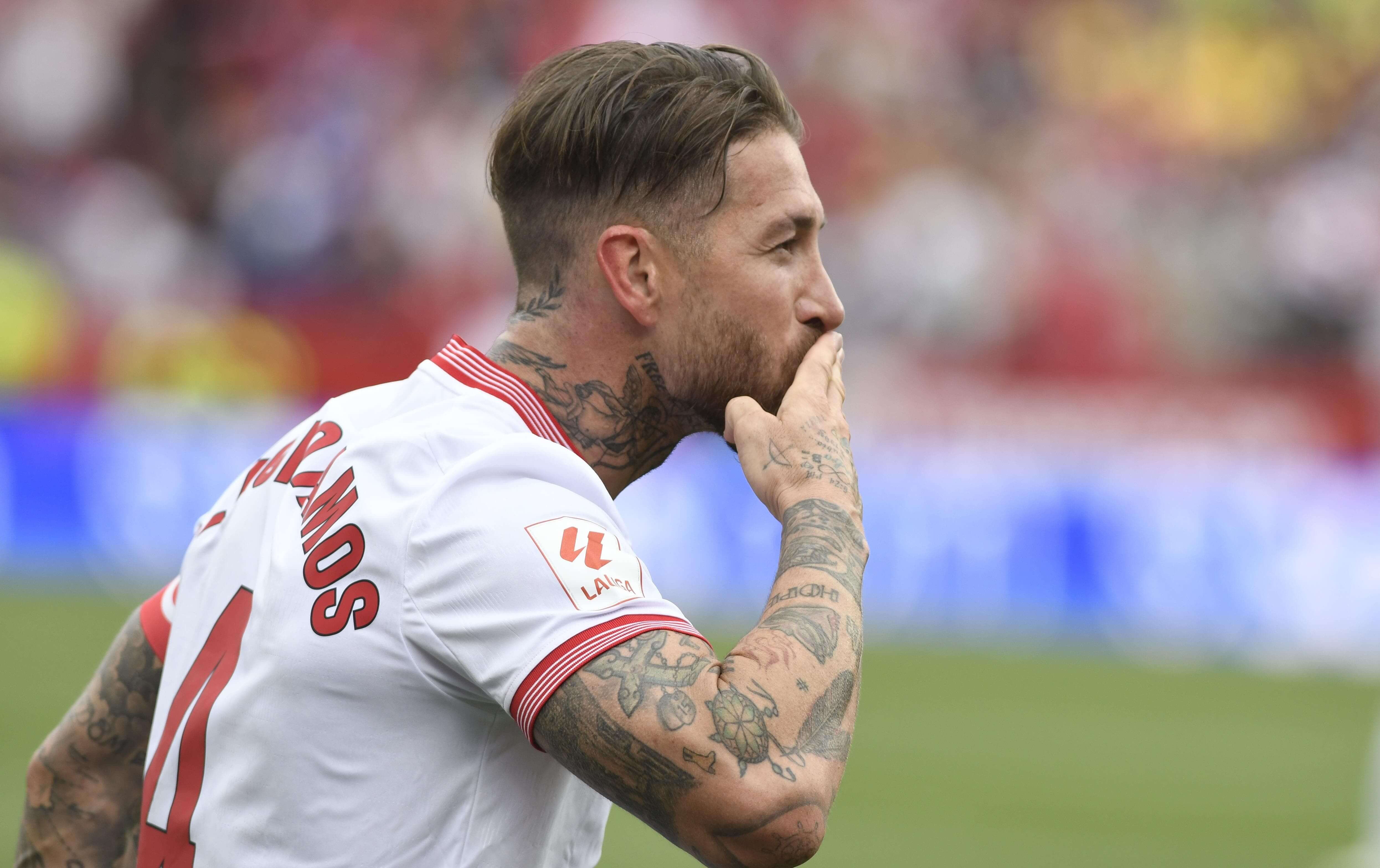 Sergio Ramos celebra su gol a la Real Sociedad.