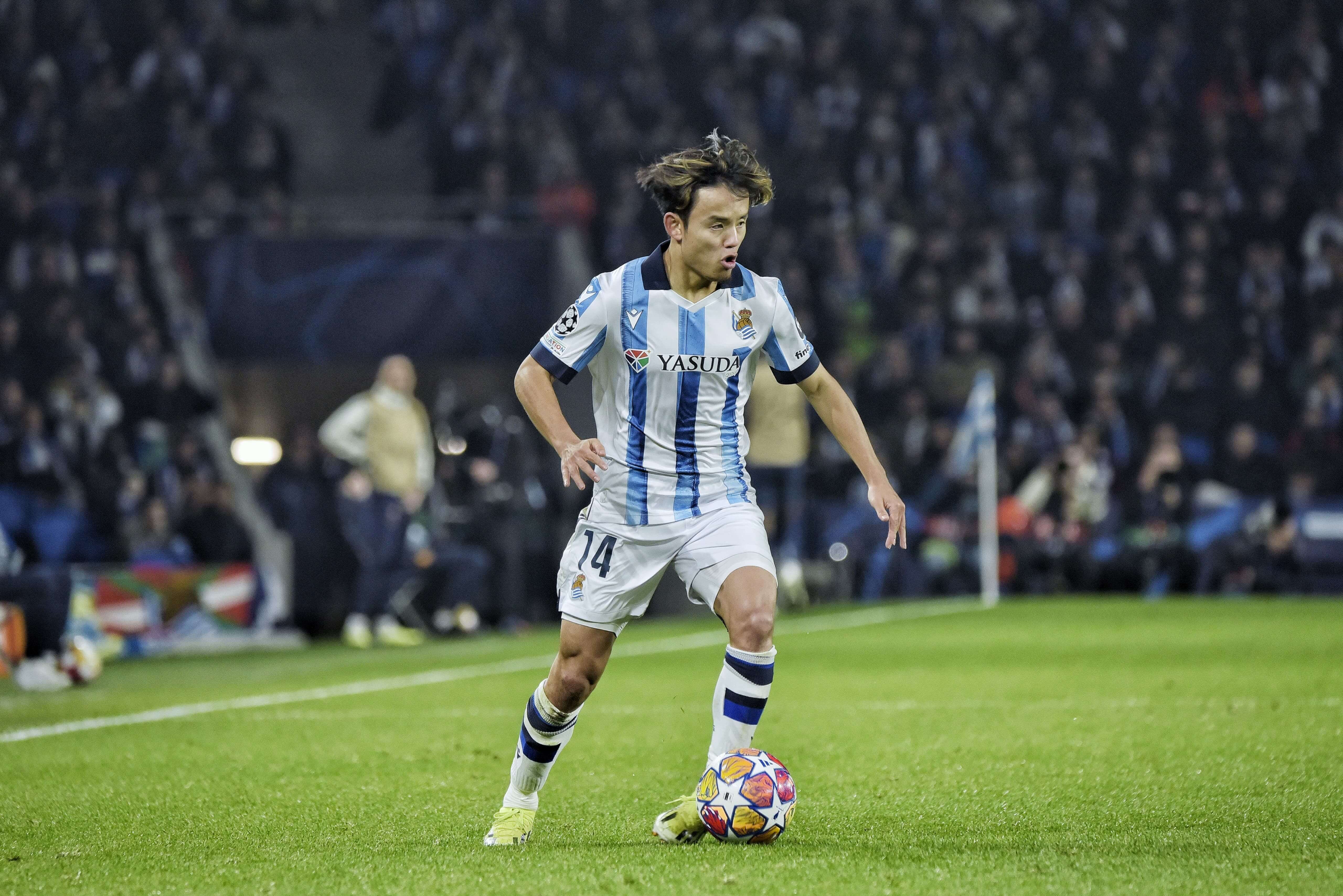  Take Kubo en un momento del partido de la Real Sociedad y PSG.