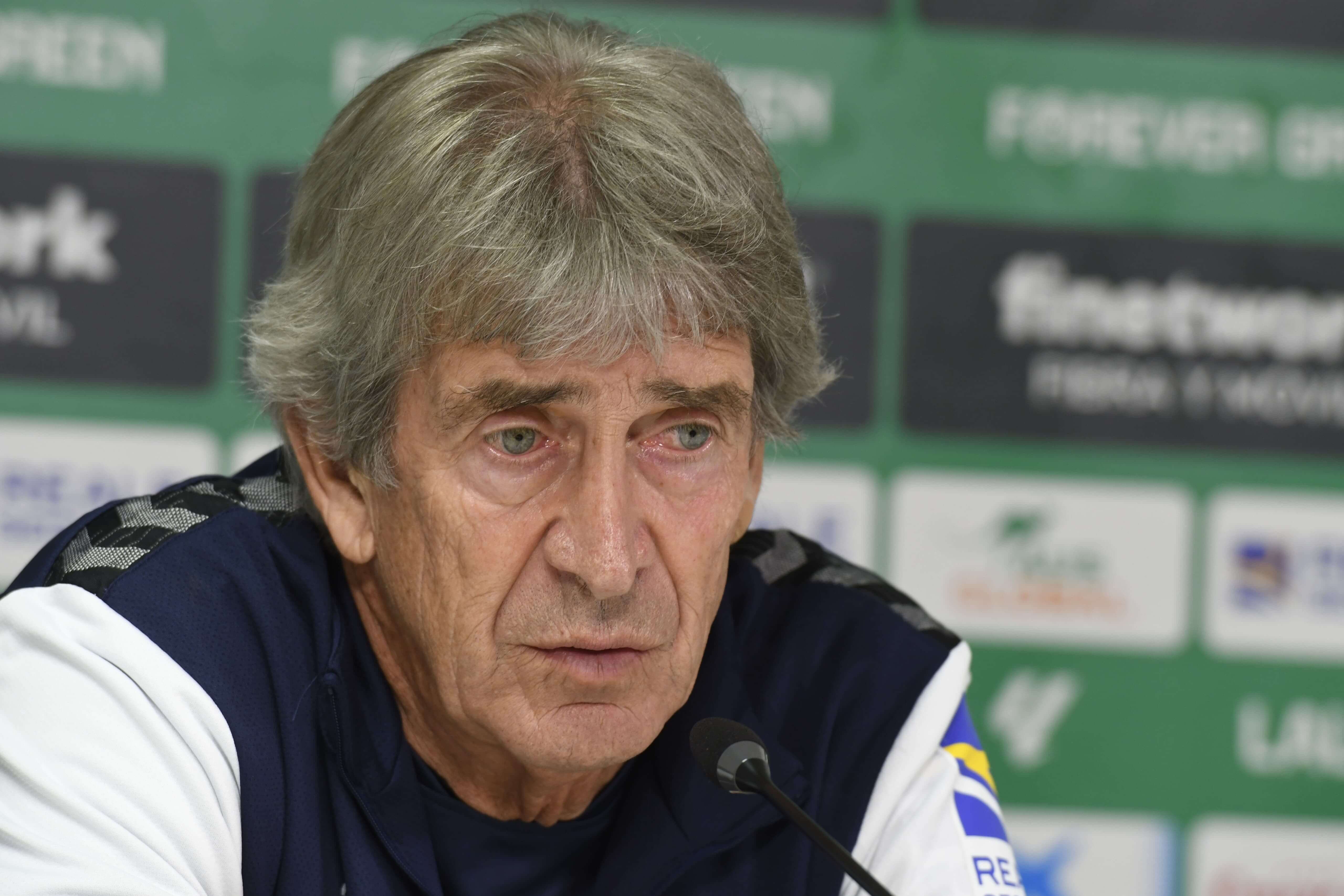  Manuel Pellegrini, en sala de prensa.