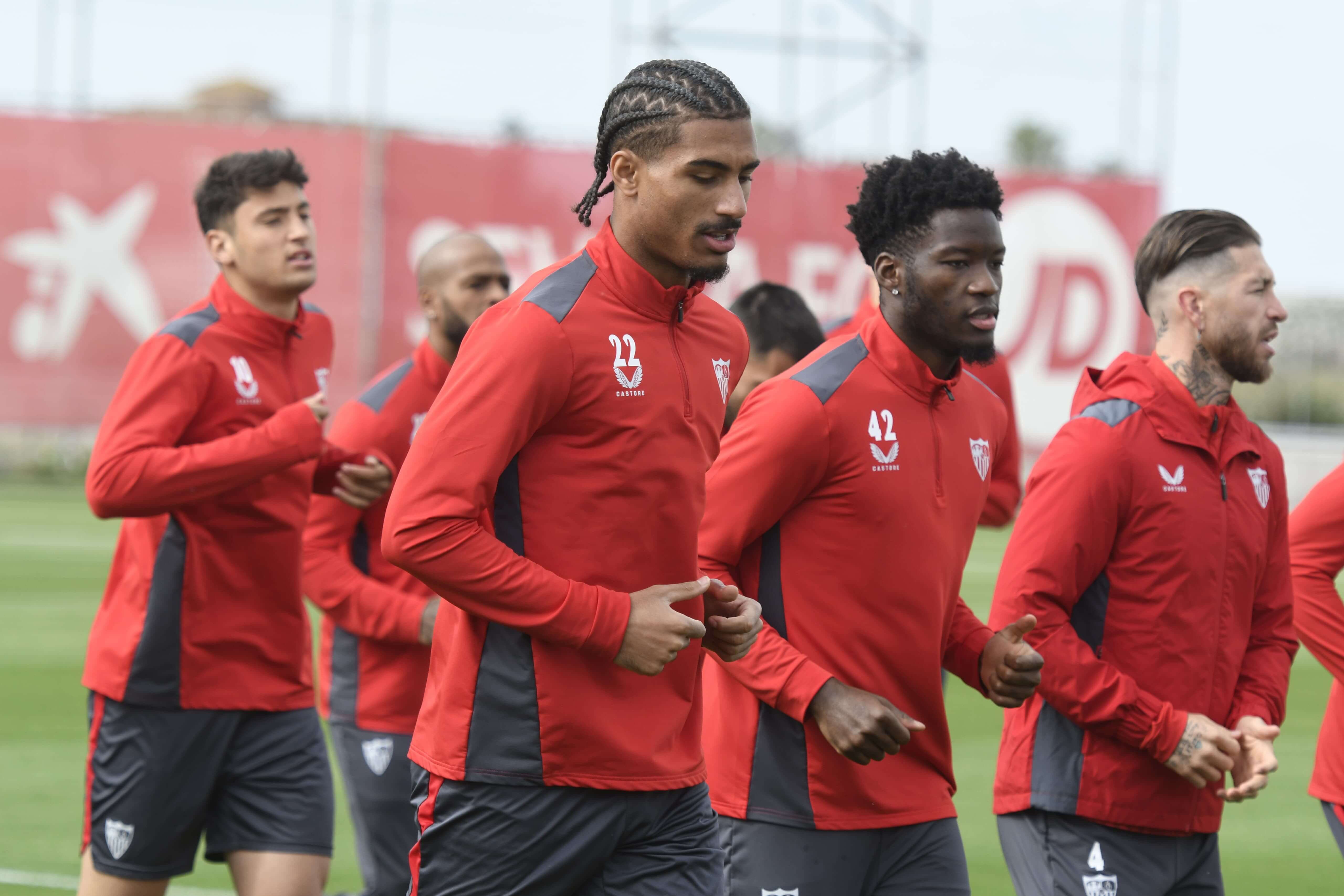  Badé y Agoumé, en el entrenamiento del pasado Miércoles Santo.