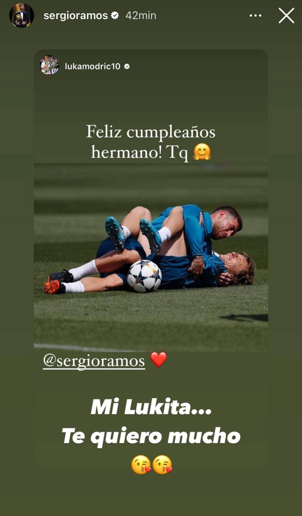  La celebración de Modric a Sergio Ramos.